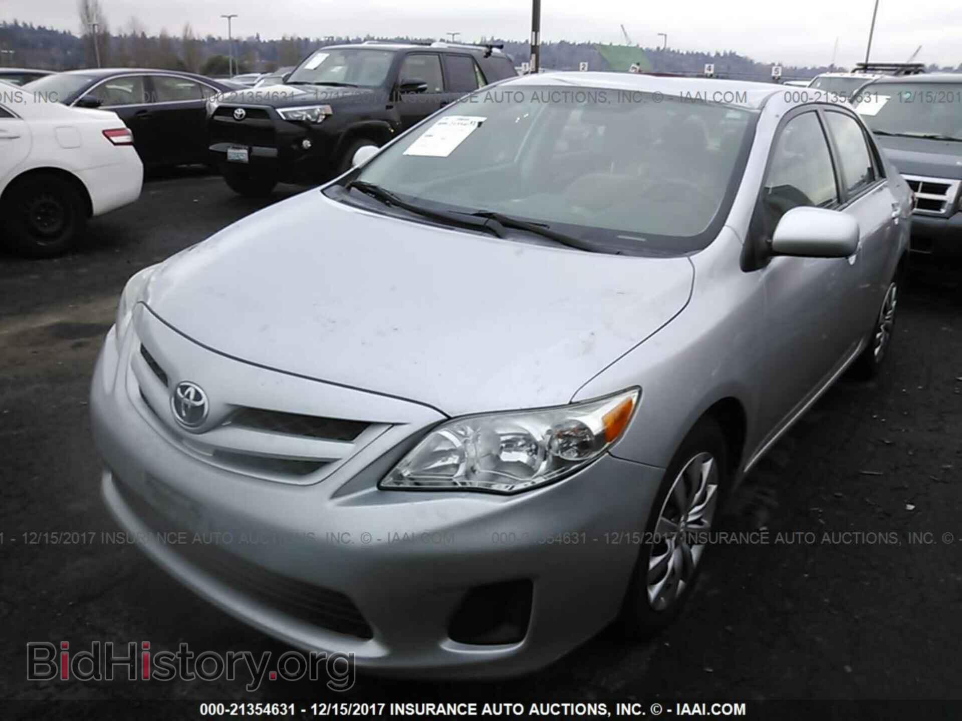 2012 Toyota Corolla - VIN: 2T1BU4EE2CC799833 - Фото 2