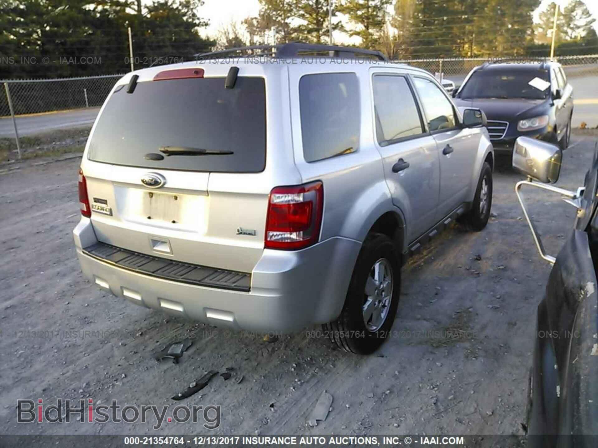 2012 Ford Escape - VIN: 1FMCU0DG1CKB34352 - Фото 4