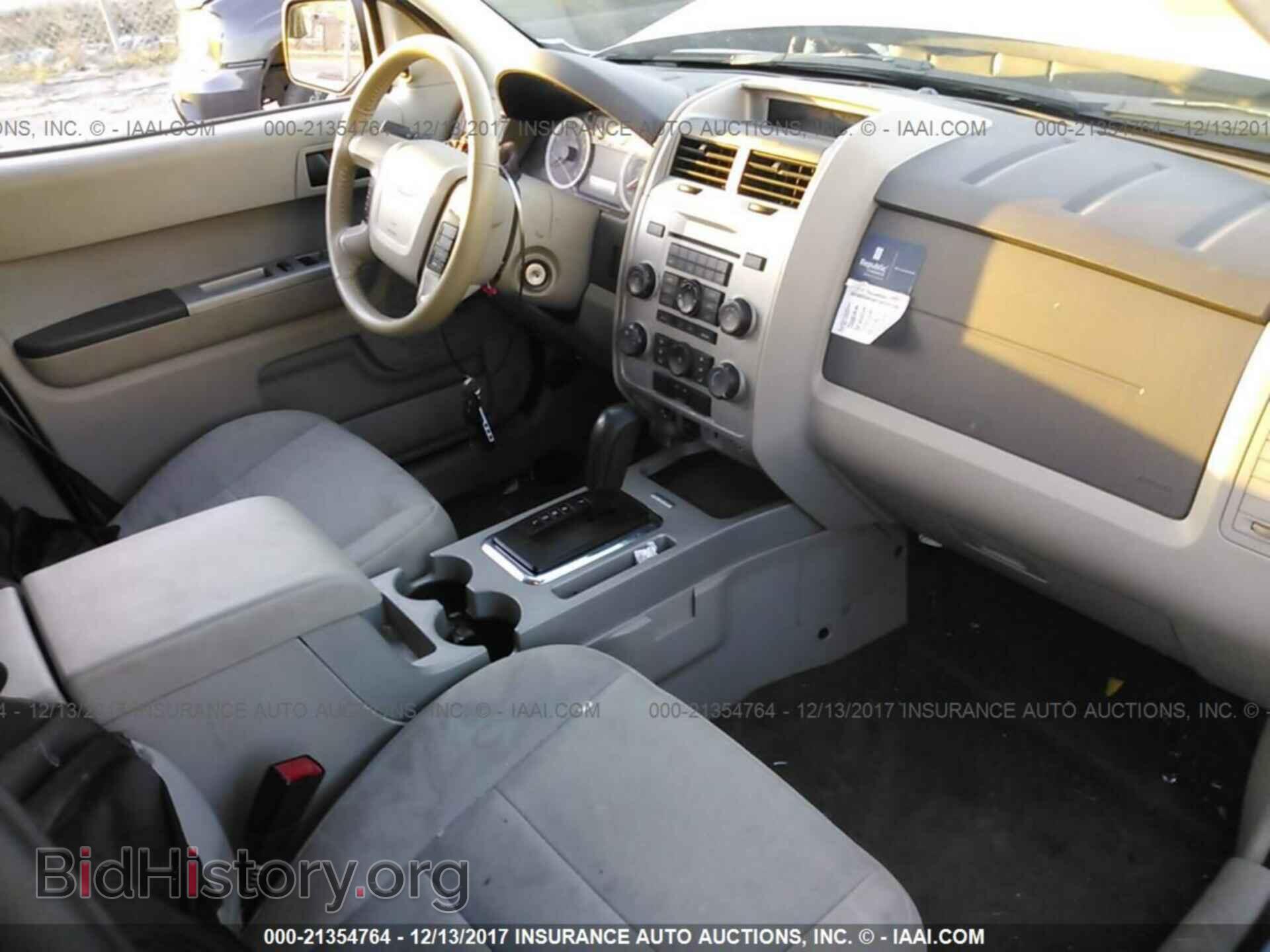 2012 Ford Escape - VIN: 1FMCU0DG1CKB34352 - Фото 5