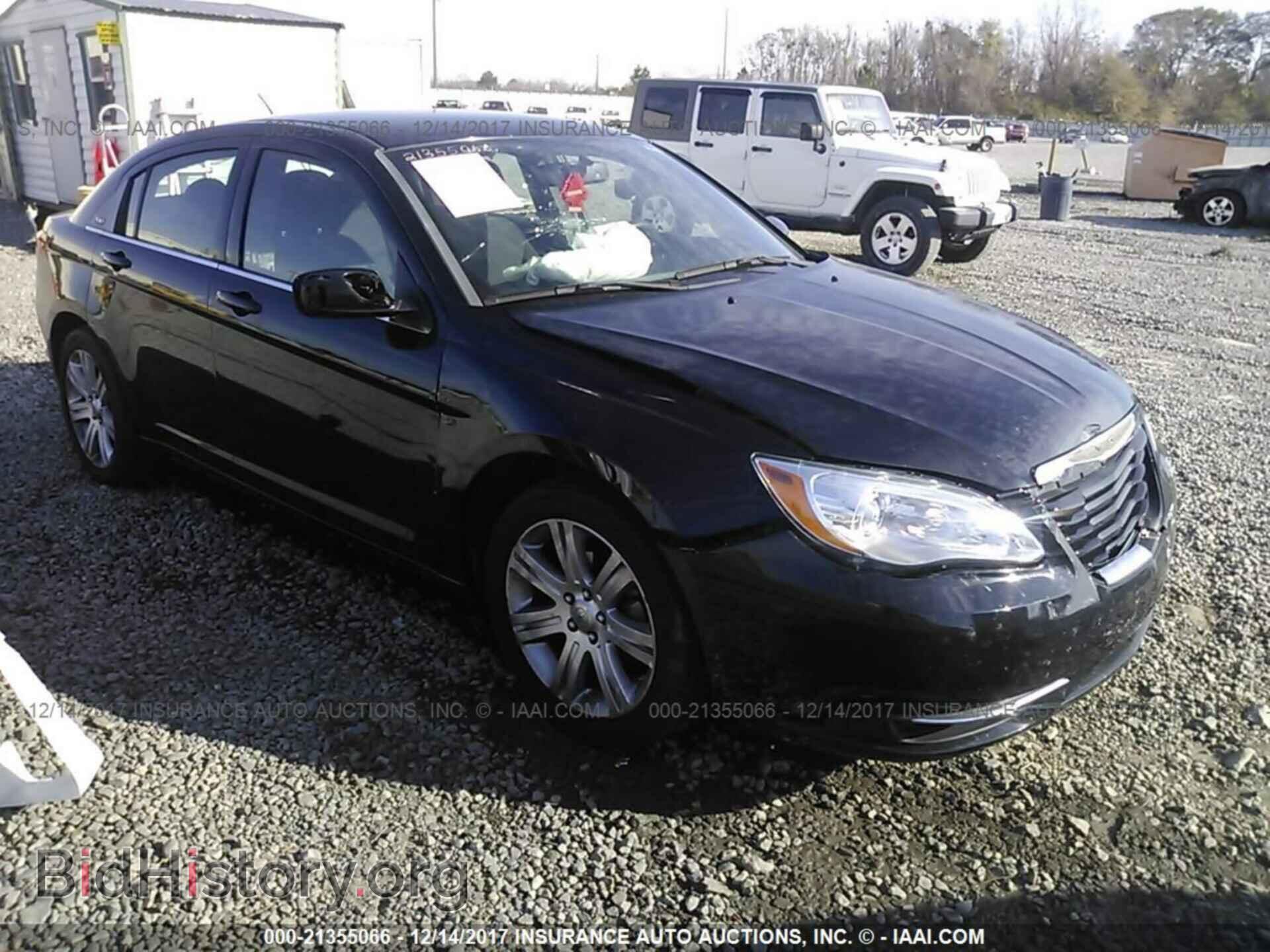 Photo 1C3CCBBB7DN595778 - Chrysler 200 2013