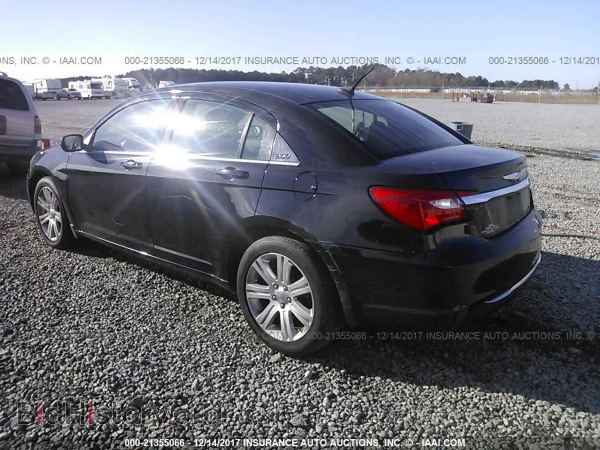 2013 Chrysler 200 - VIN: 1C3CCBBB7DN595778 - Фото 3