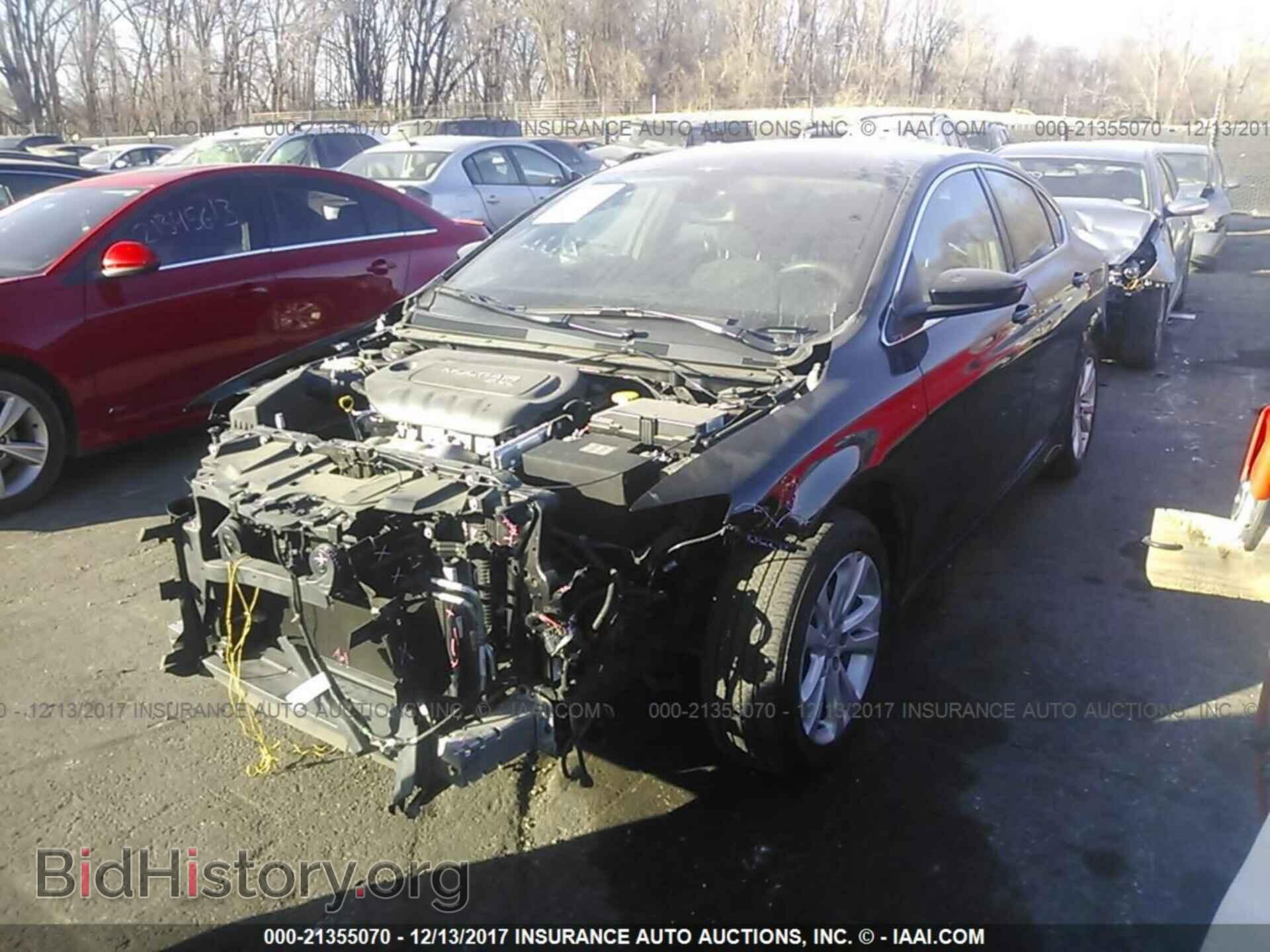 2016 Chrysler 200 - VIN: 1C3CCCAB3GN109432 - Photo 2