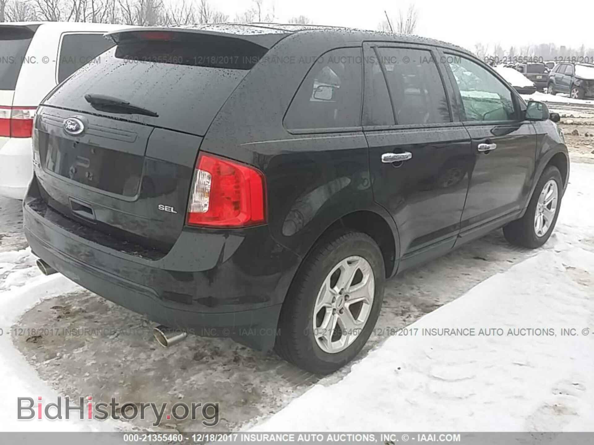 2011 Ford Edge - VIN: 2FMDK3JC0BBB10744 - Photo 4