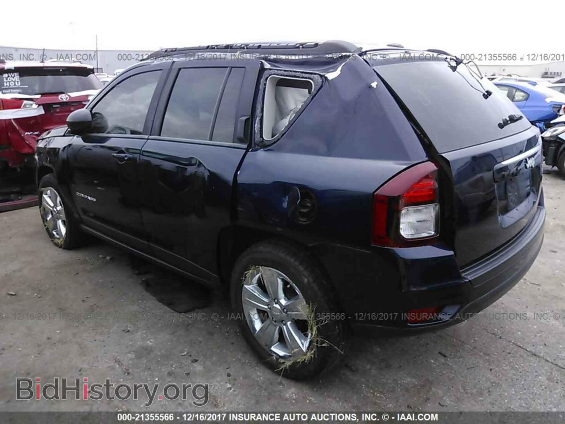 2014 Jeep Compass - VIN: 1C4NJCBAXED515713 - Фото 3