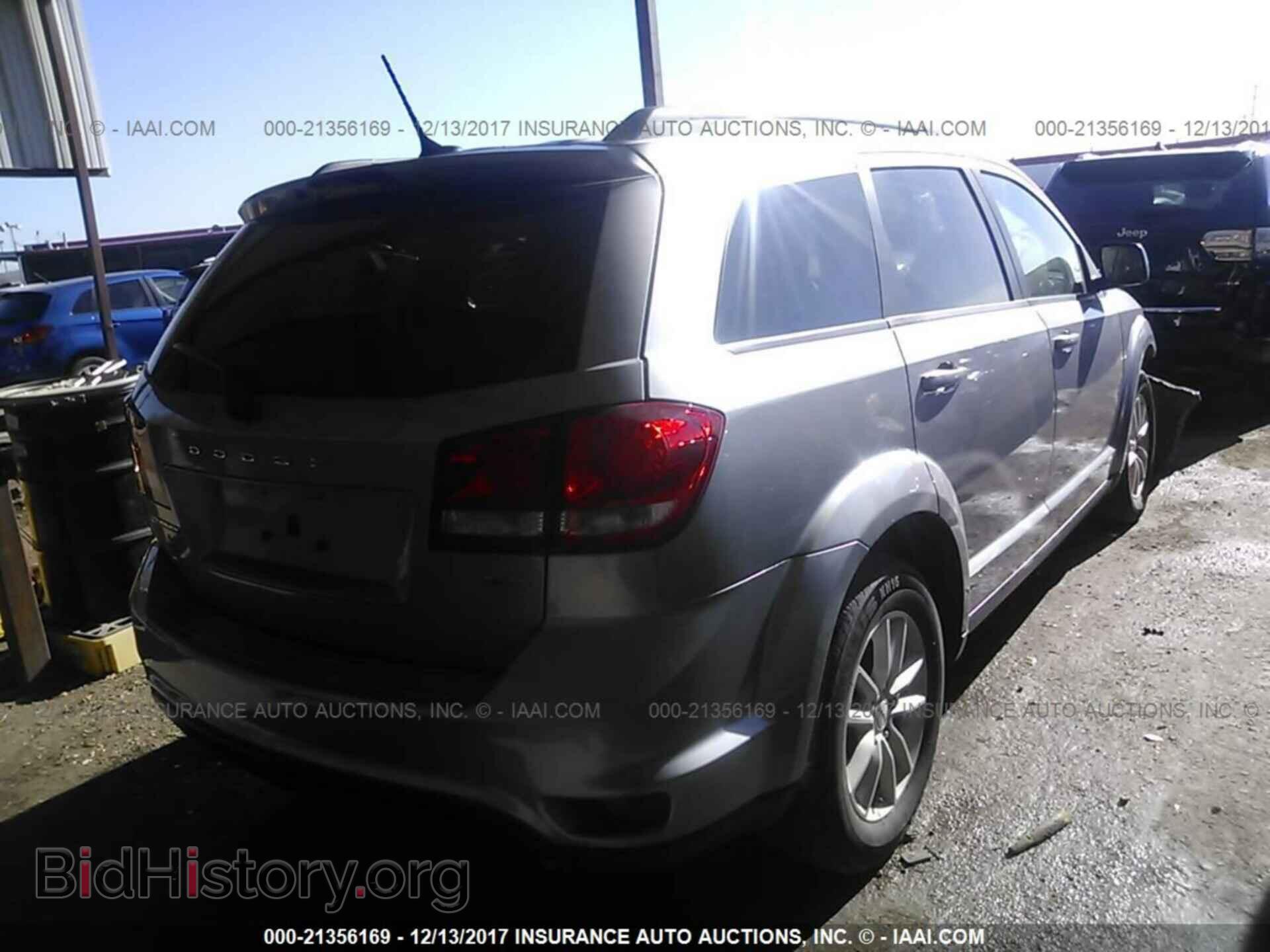 2016 Dodge Journey - VIN: 3C4PDCBB7GT202298 - Photo 4