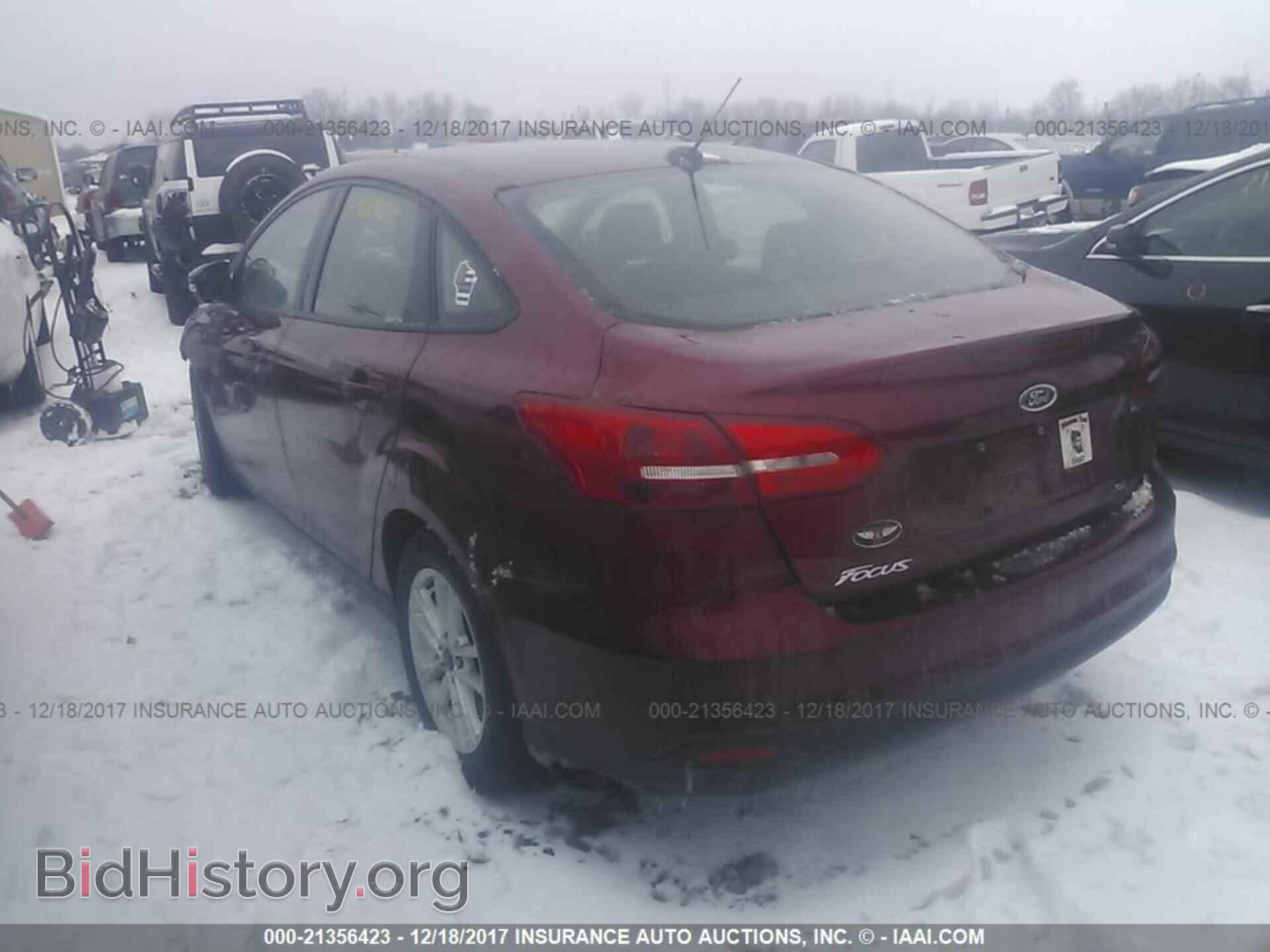 2017 Ford Focus - VIN: 1FADP3F22HL210963 - Фото 3
