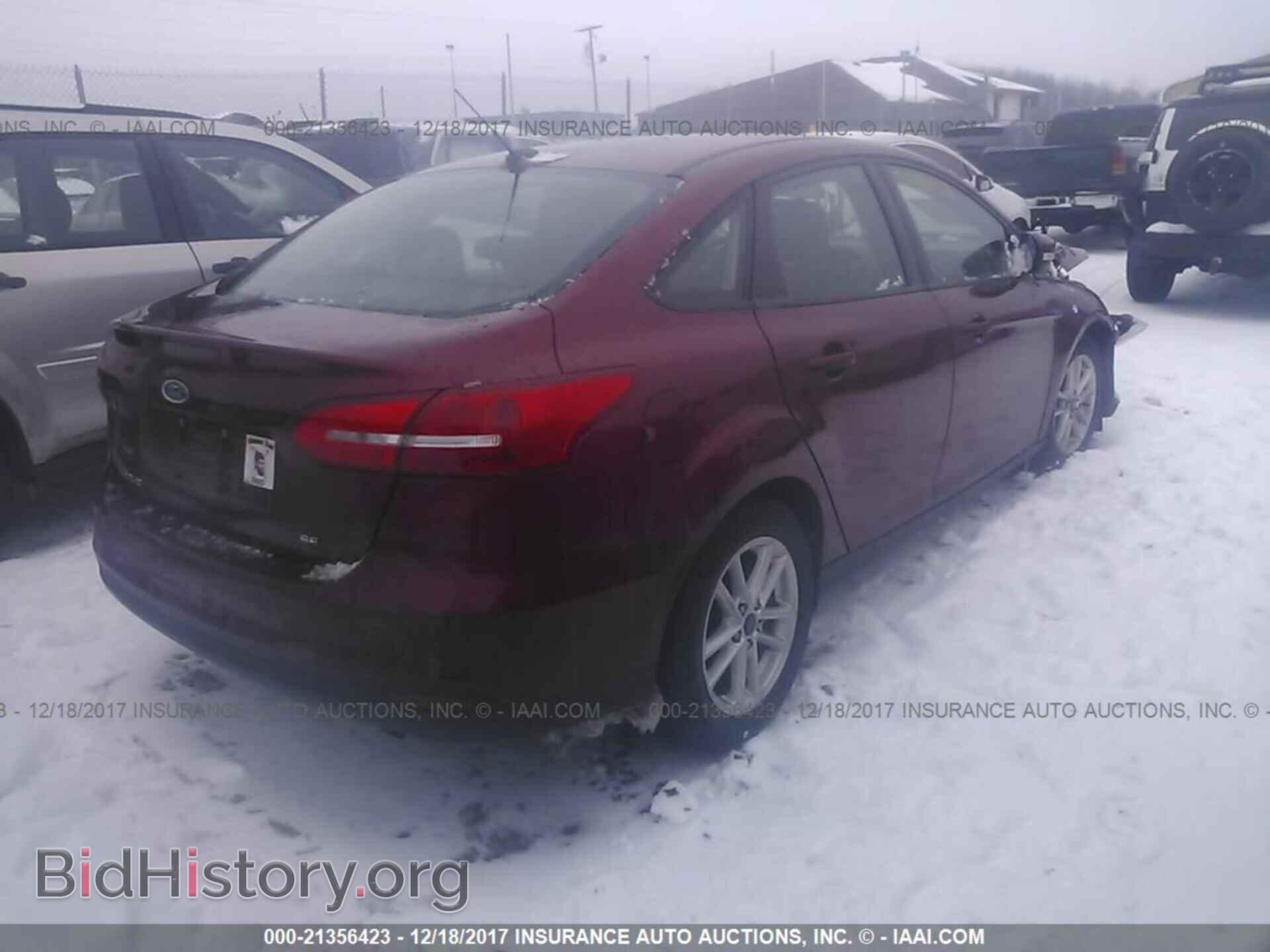 2017 Ford Focus - VIN: 1FADP3F22HL210963 - Фото 4