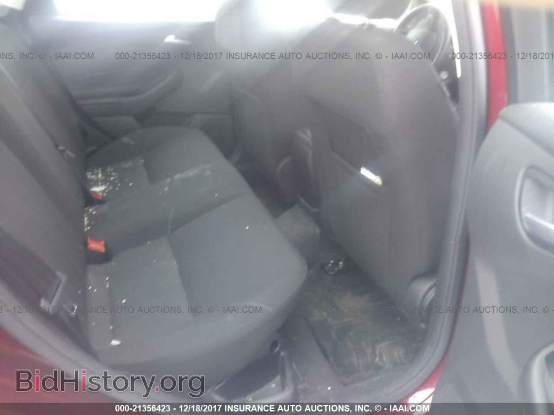 2017 Ford Focus - VIN: 1FADP3F22HL210963 - Фото 8