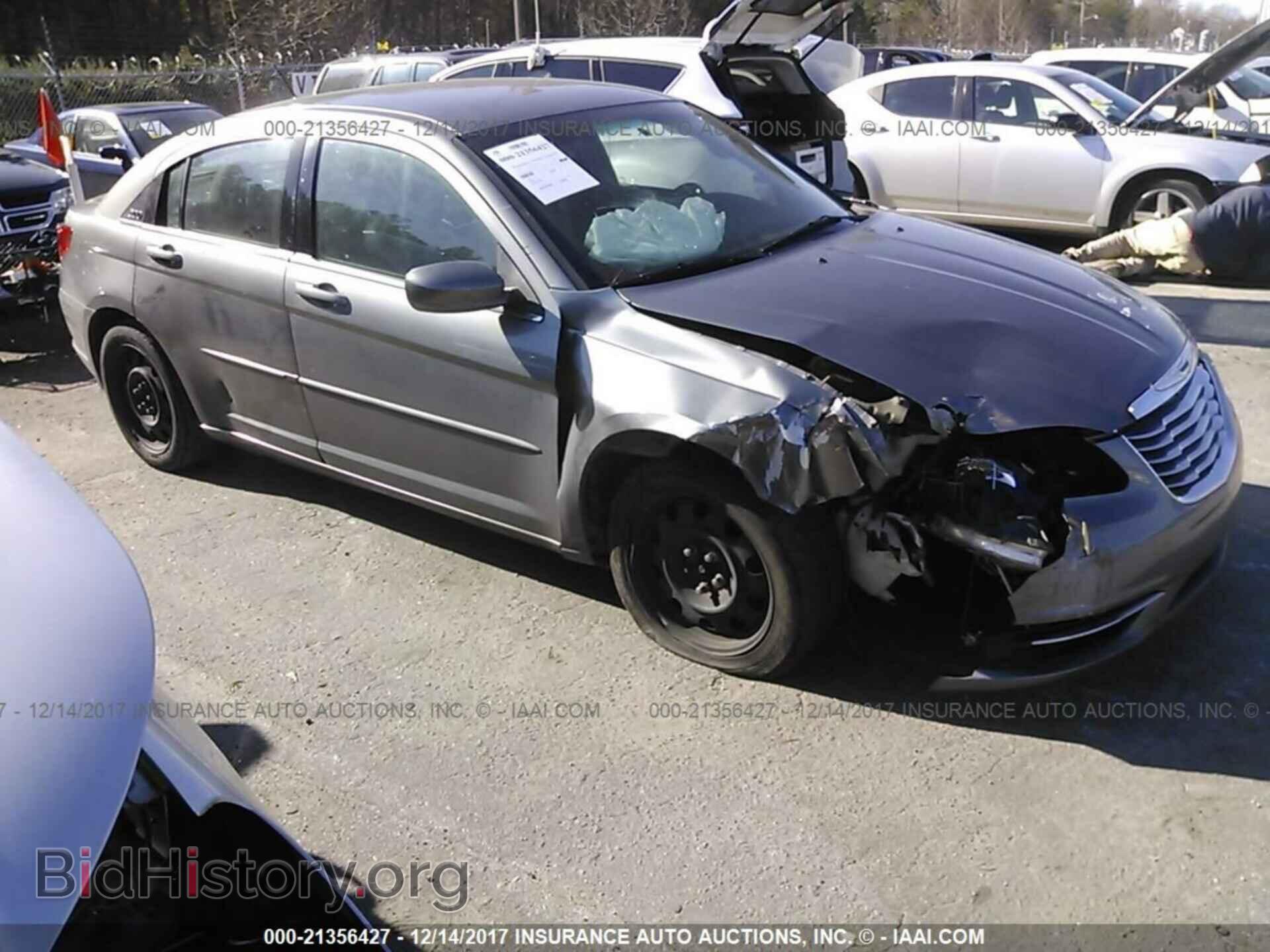 Photo 1C3CCBAB6CN145636 - Chrysler 200 2012