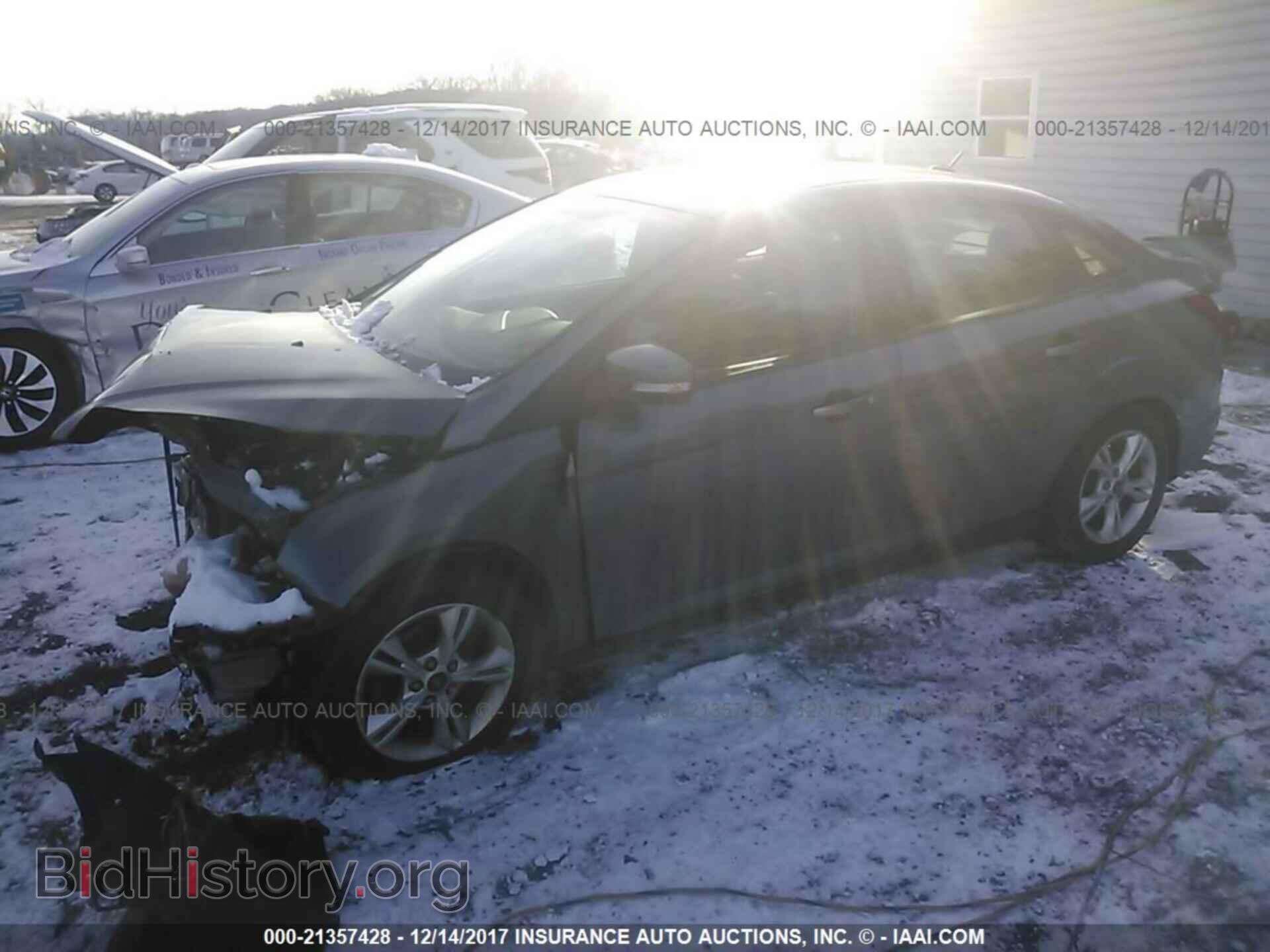 2014 Ford Focus - VIN: 1FADP3F2XEL148174 - Photo 2