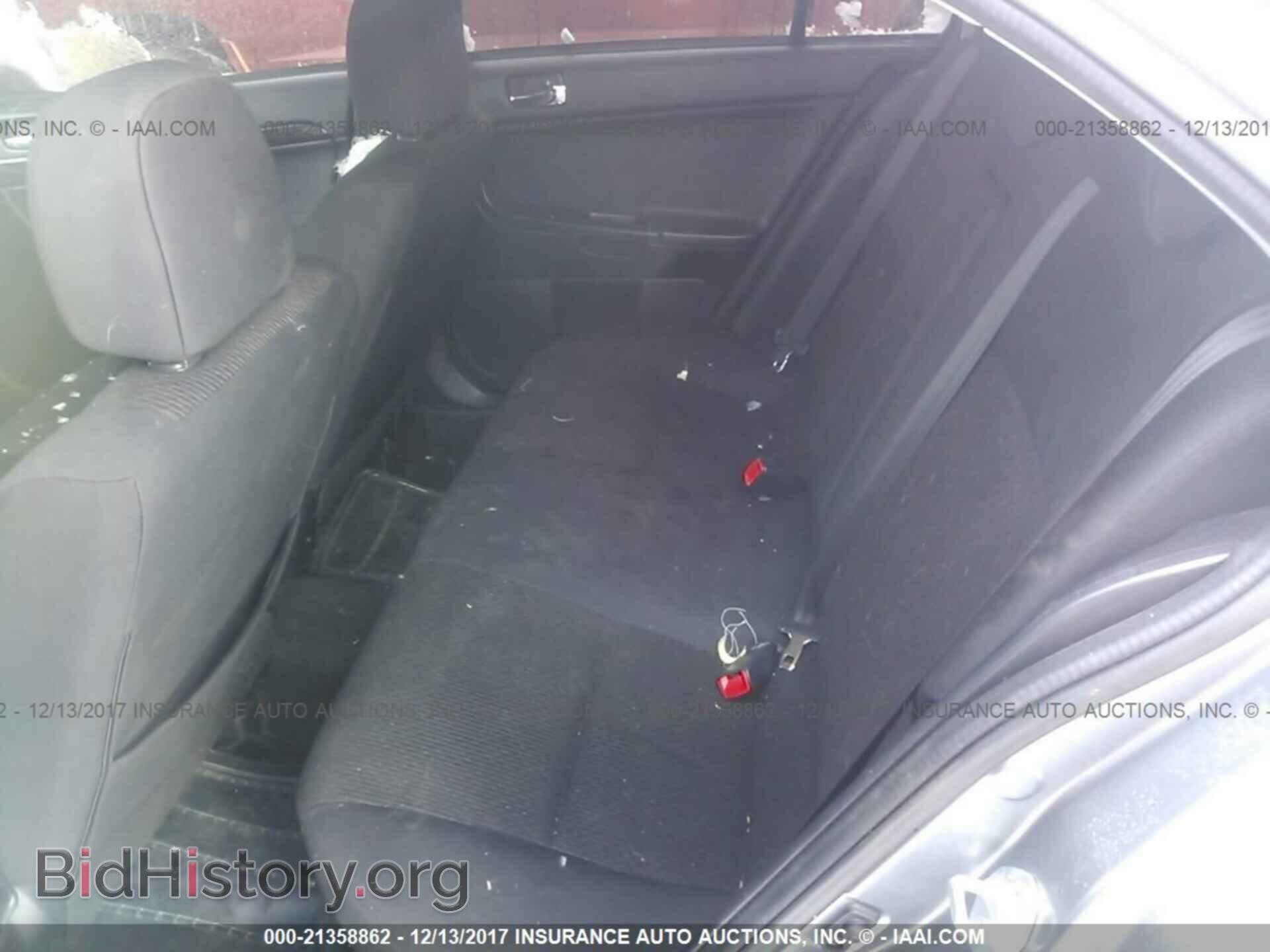 2016 Mitsubishi Lancer - VIN: JA32V2FW1GU007784 - Фото 8