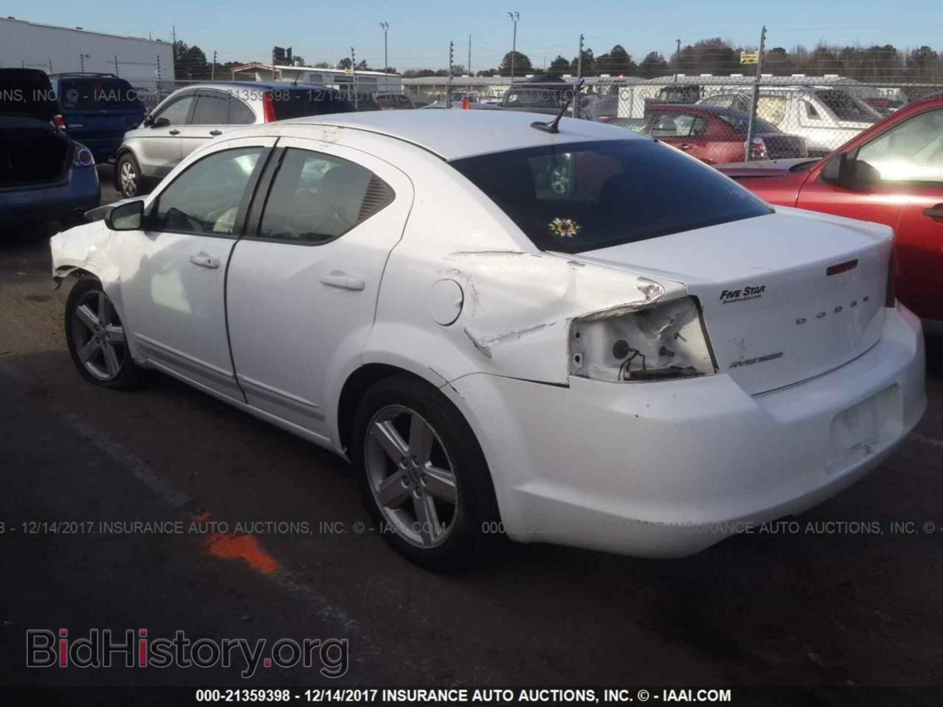 2013 Dodge Avenger - VIN: 1C3CDZAB4DN712448 - Photo 3
