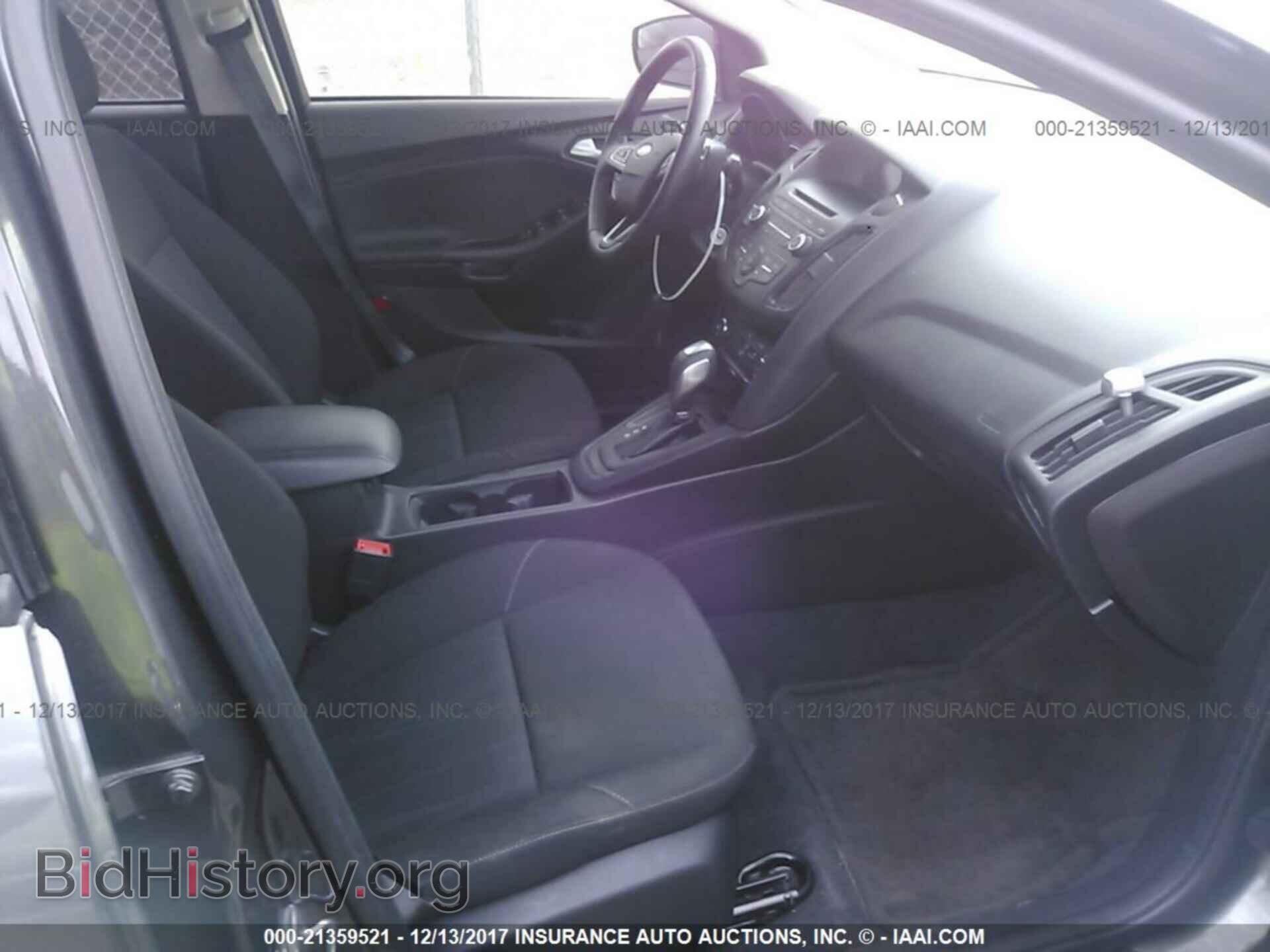 2015 Ford Focus - VIN: 1FADP3F28FL238408 - Photo 5
