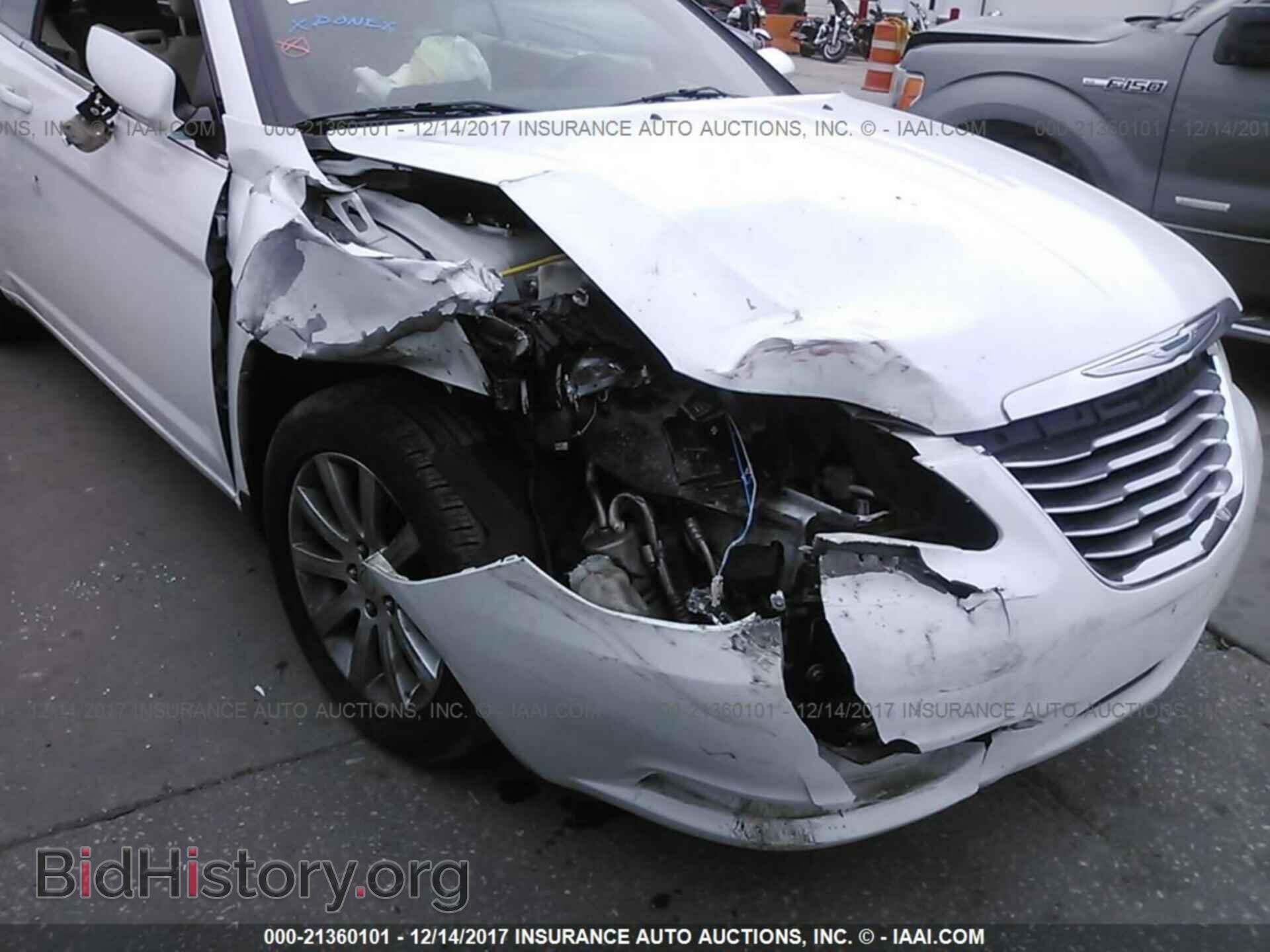 2013 Chrysler 200 - VIN: 1C3BCBEB3DN511706 - Photo 6