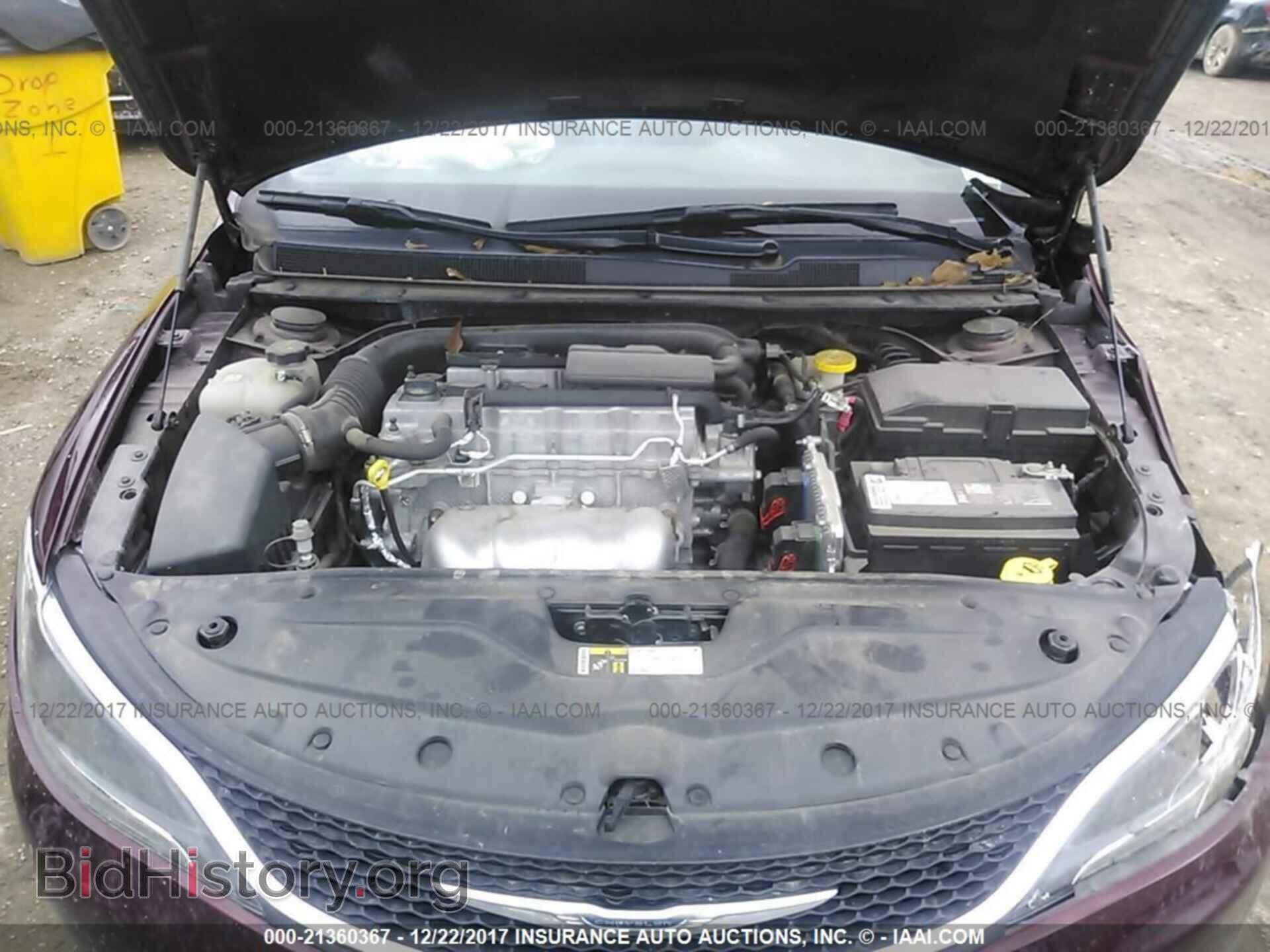 2017 Chrysler 200 - VIN: 1C3CCCFB2HN509492 - Фото 10