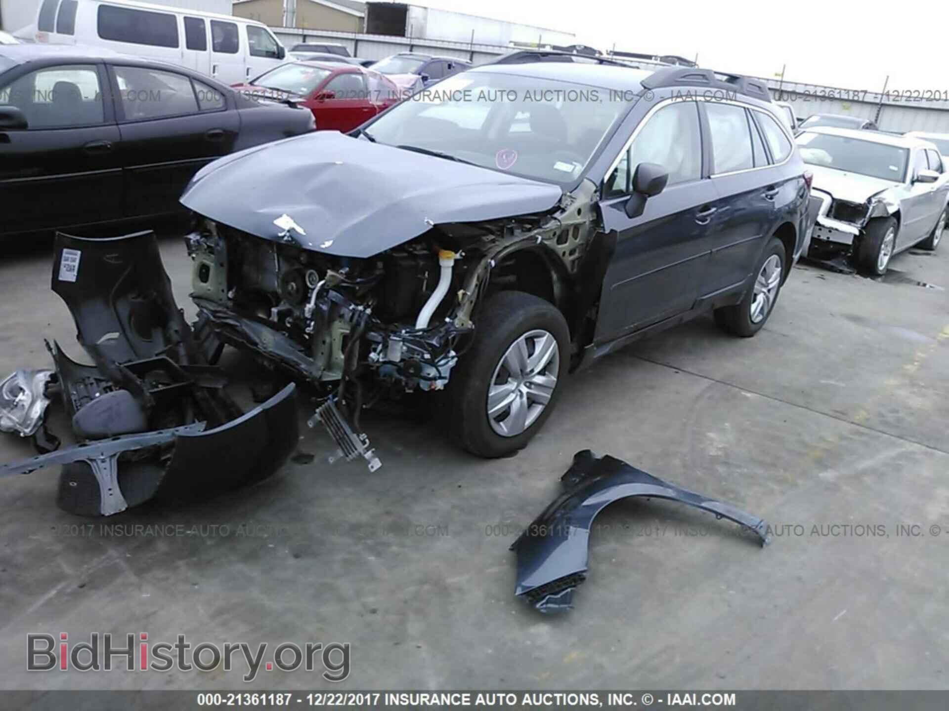 2016 Subaru Outback - VIN: 4S4BSAAC1G3282803 - Photo 2