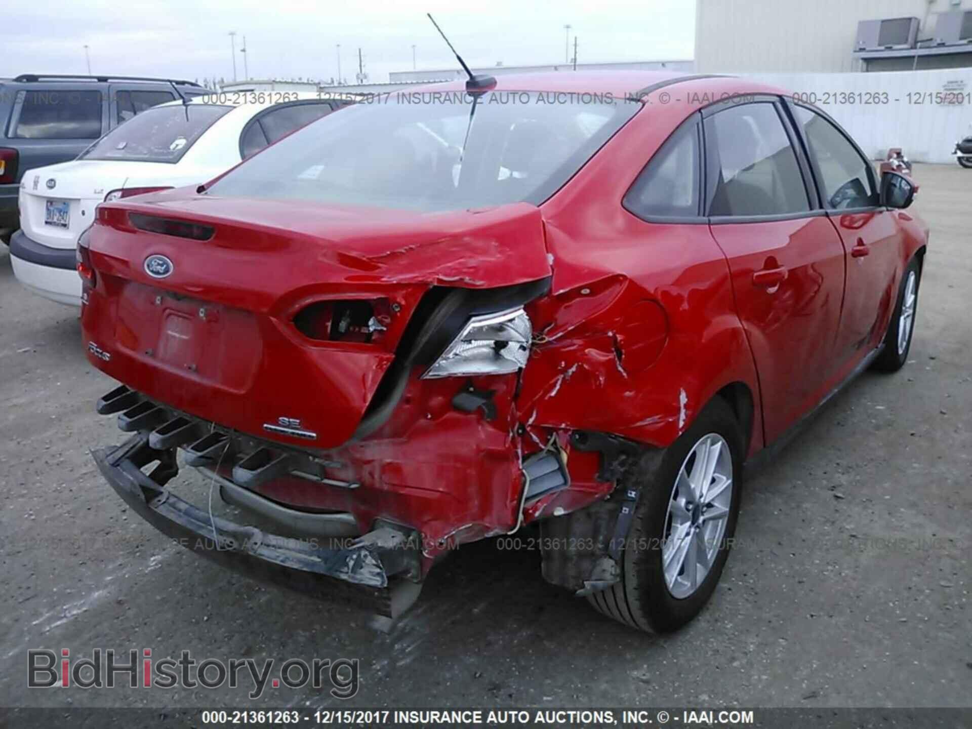 2016 Ford Focus - VIN: 1FADP3F29GL245420 - Фото 4