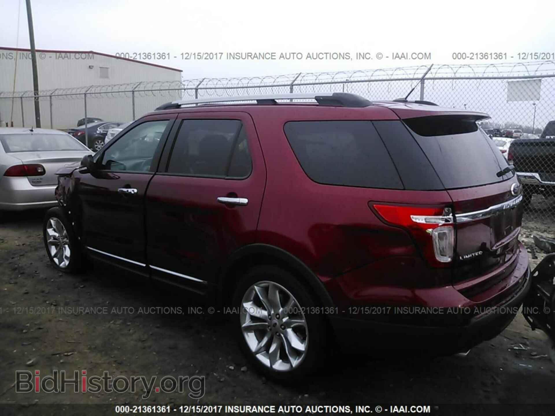 2014 Ford Explorer - VIN: 1FM5K7F82EGA36188 - Фото 3