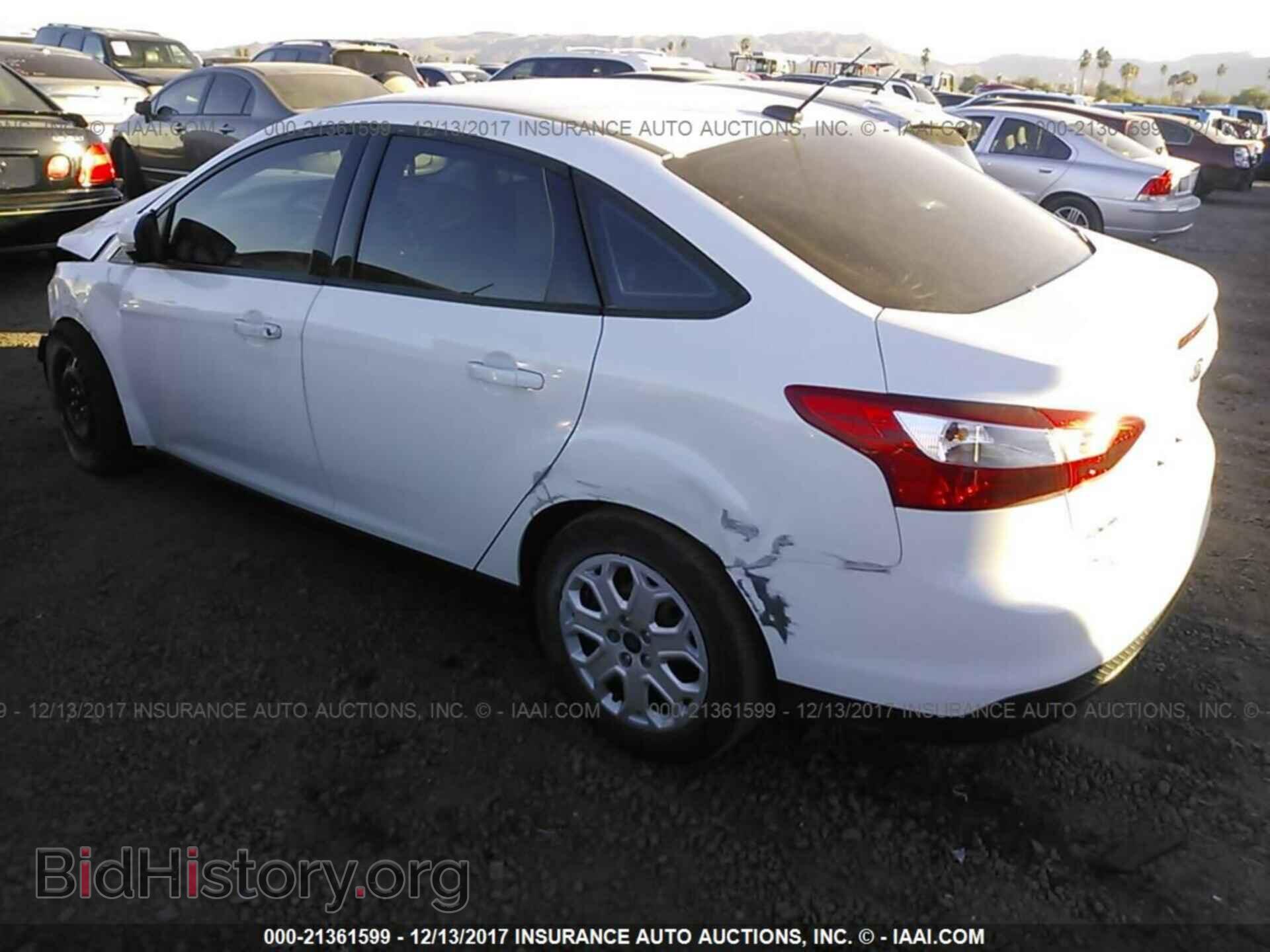 2013 Ford Focus - VIN: 1FADP3F29DL365097 - Фото 3