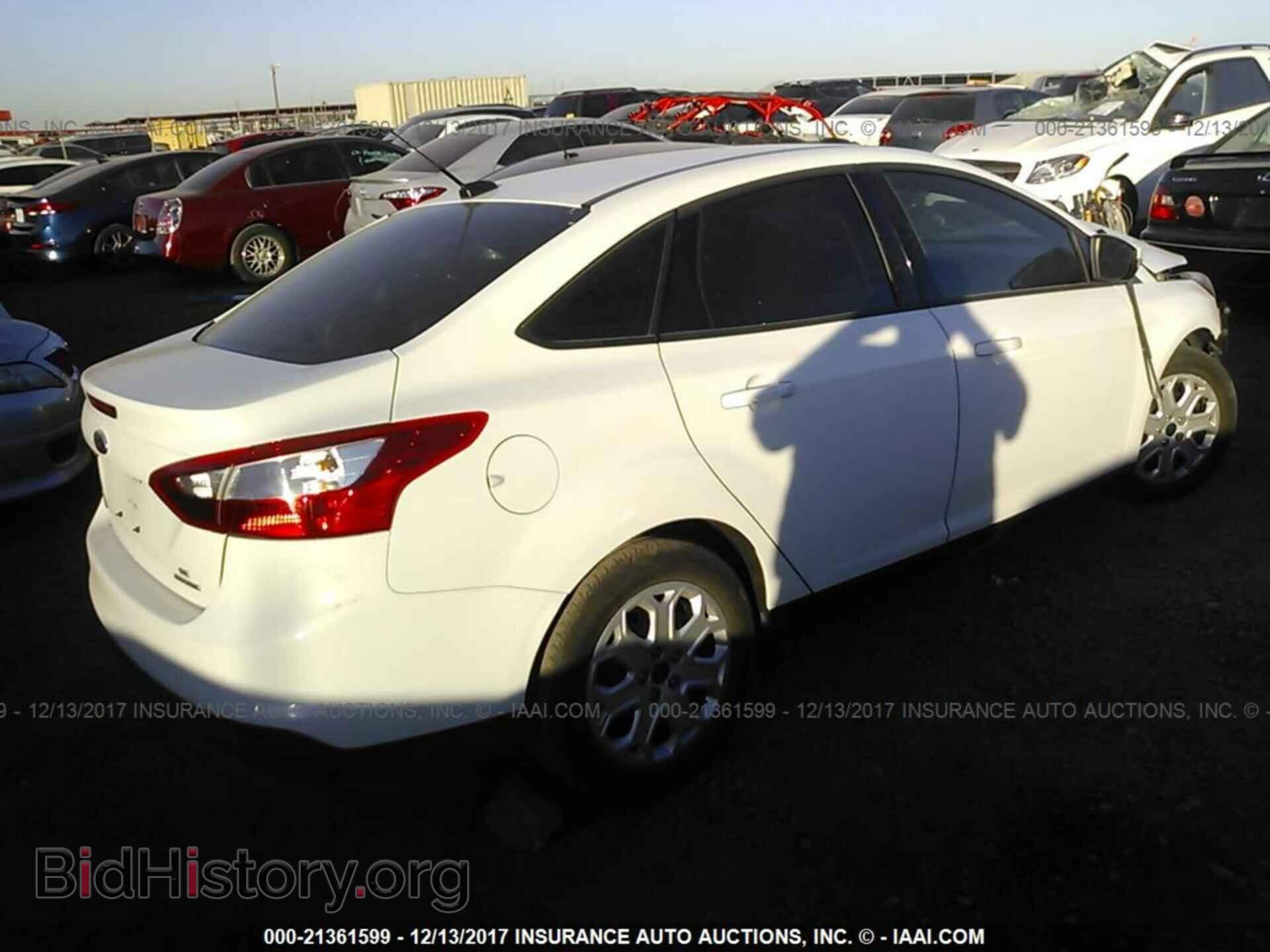 2013 Ford Focus - VIN: 1FADP3F29DL365097 - Фото 4