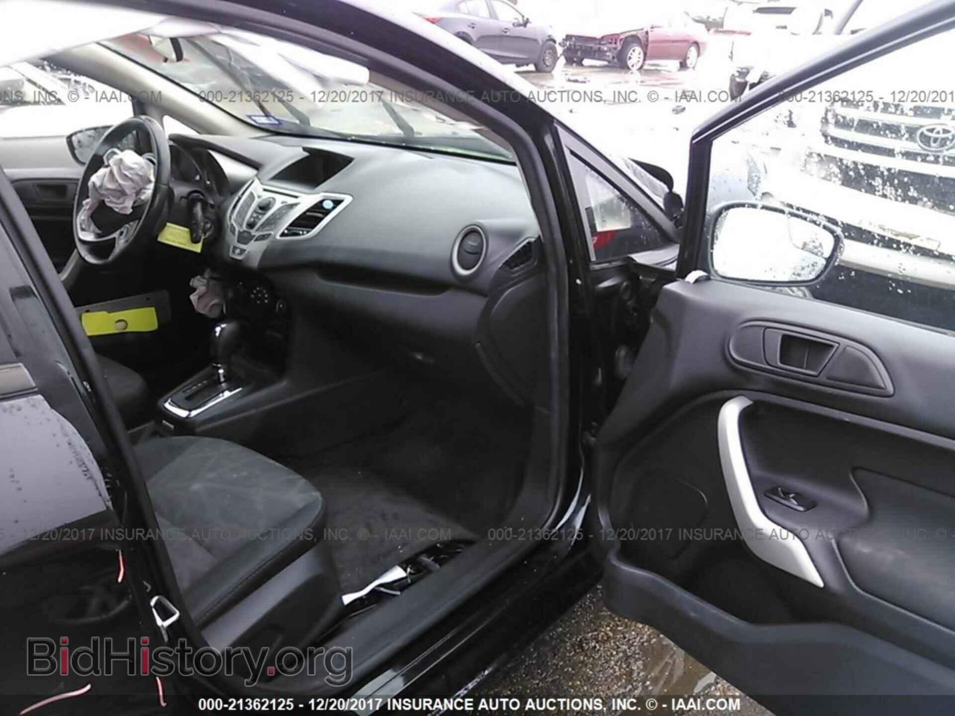 2013 Ford Fiesta - VIN: 3FADP4EJ2DM118744 - Фото 5