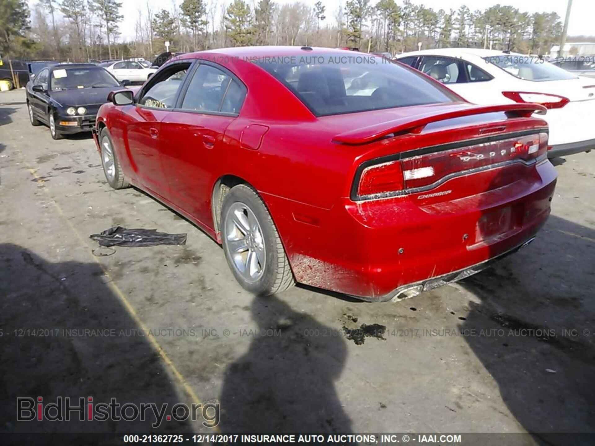 2012 Dodge Charger - VIN: 2C3CDXHG5CH135653 - Фото 3
