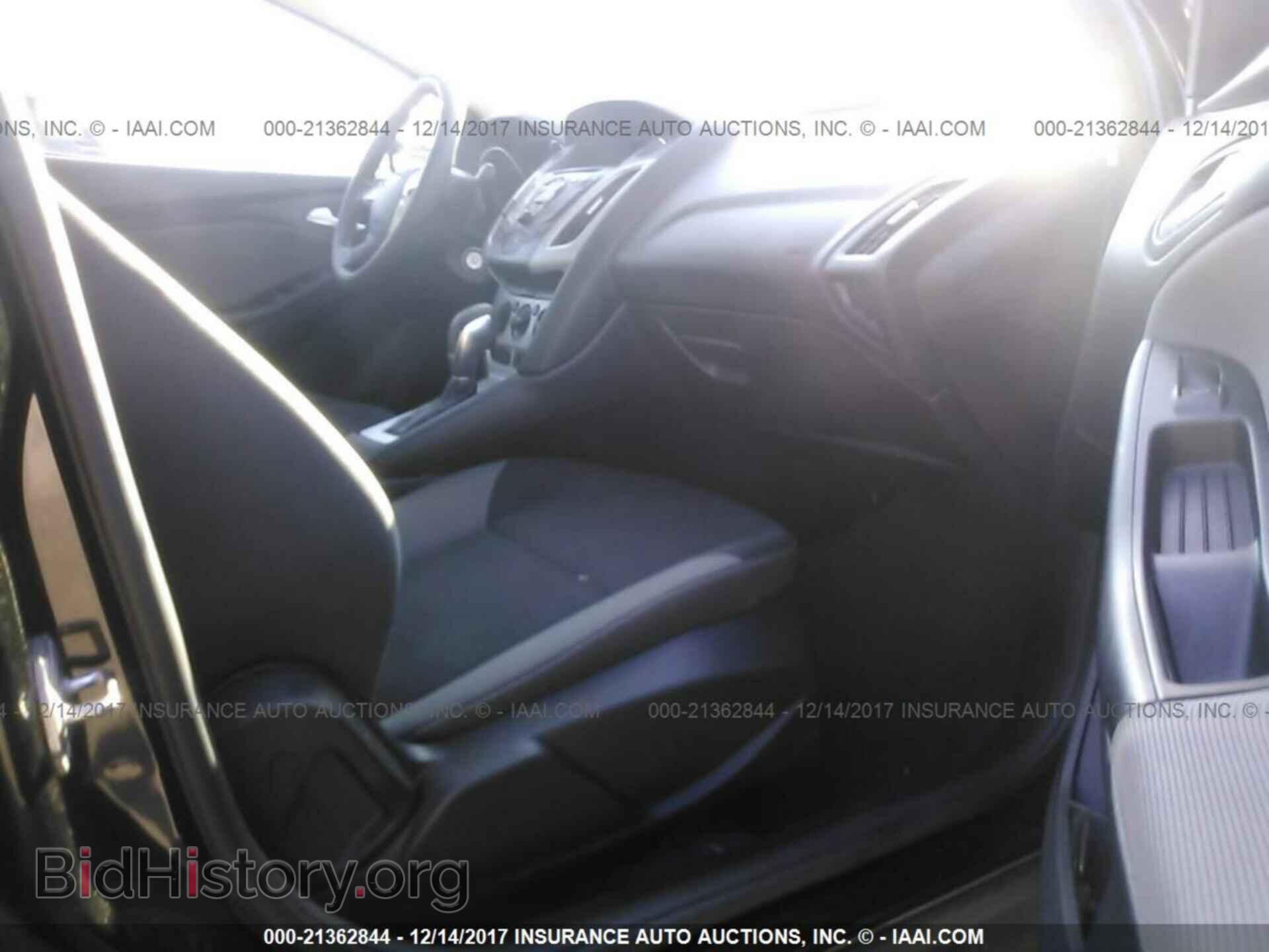 2014 Ford Focus - VIN: 1FADP3F29EL346325 - Photo 5