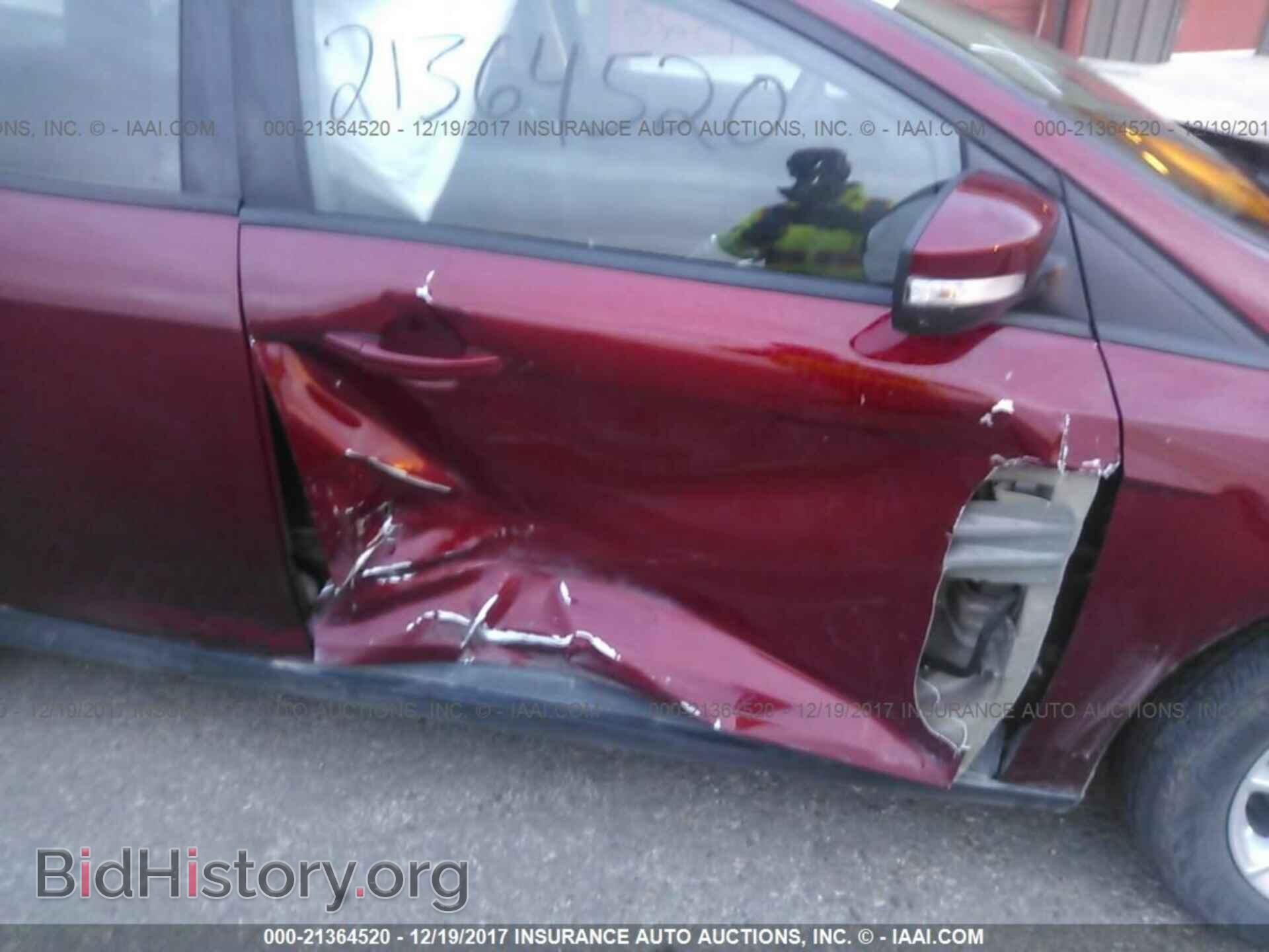 2016 Ford Focus - VIN: 1FADP3F21GL351277 - Photo 6
