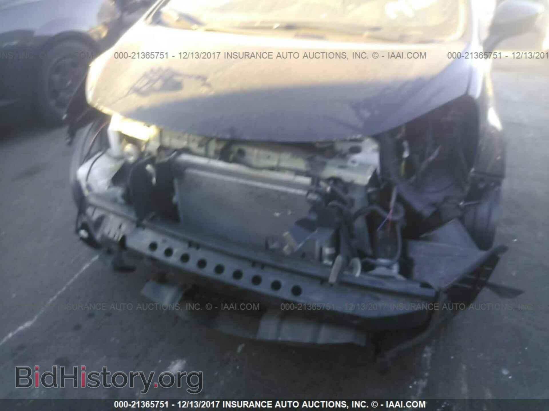 2017 Nissan Versa note - VIN: 3N1CE2CP3HL361839 - Photo 6