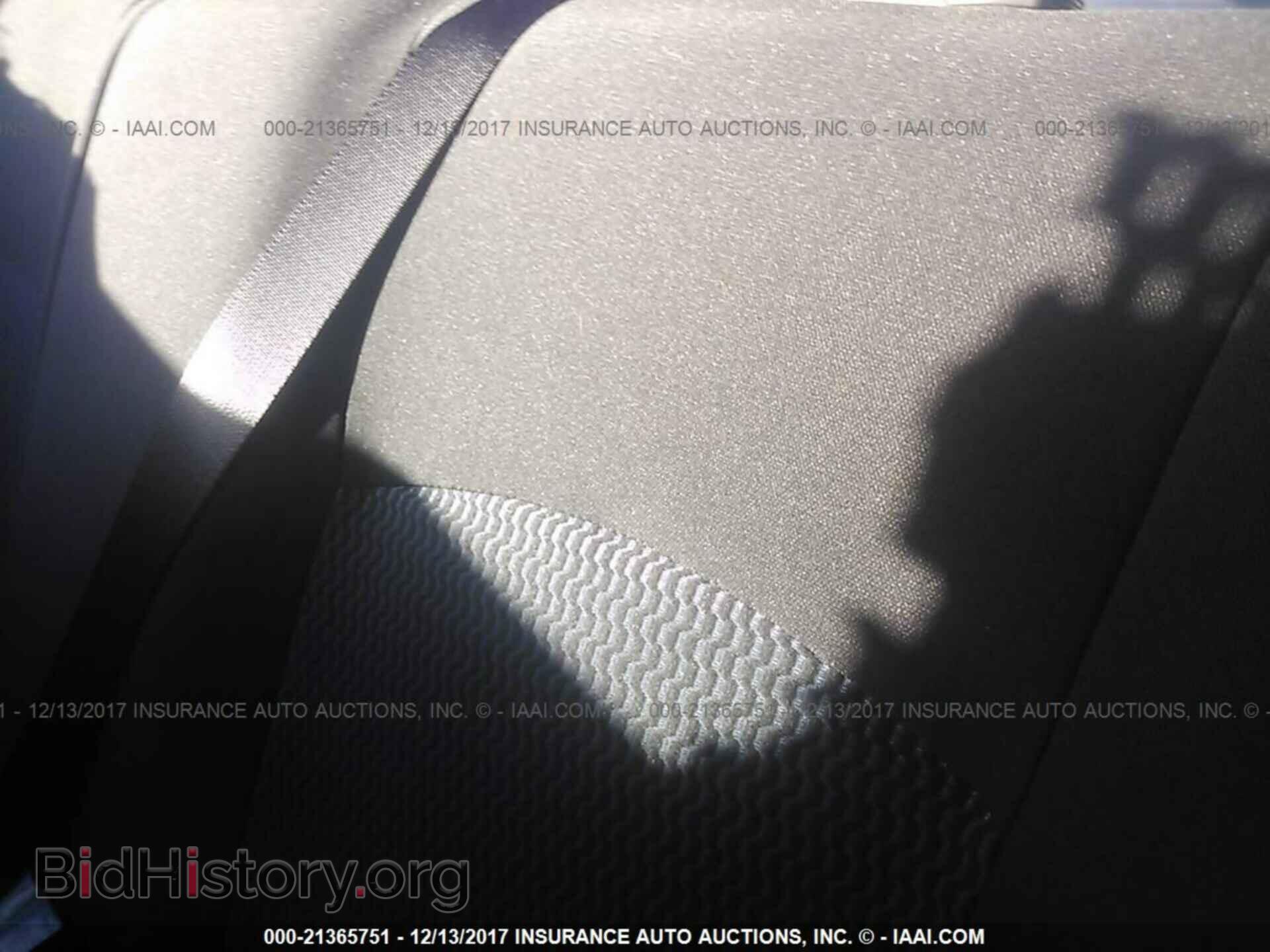 2017 Nissan Versa note - VIN: 3N1CE2CP3HL361839 - Photo 8