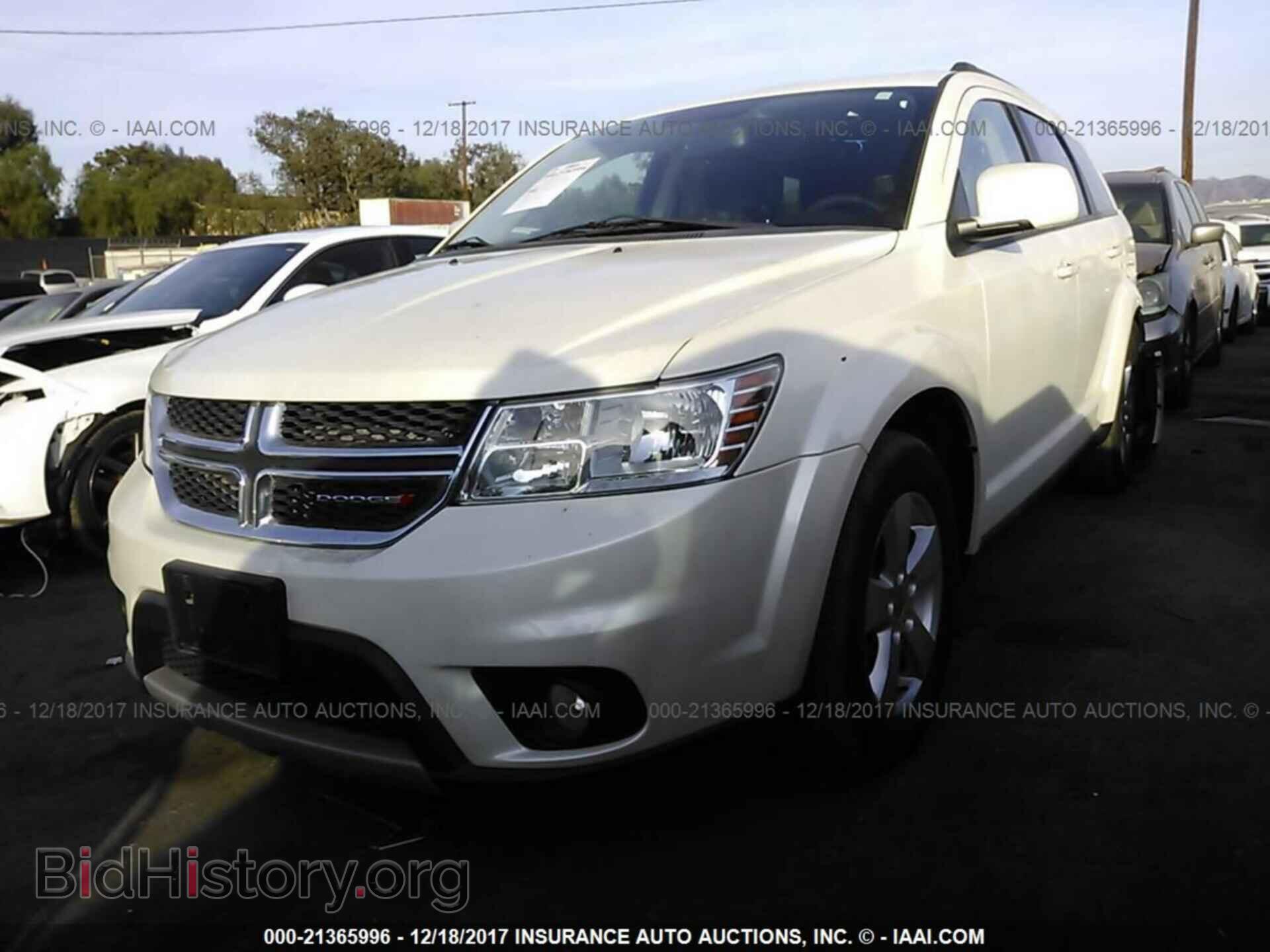 2012 Dodge Journey - VIN: 3C4PDCBG7CT296639 - Фото 2
