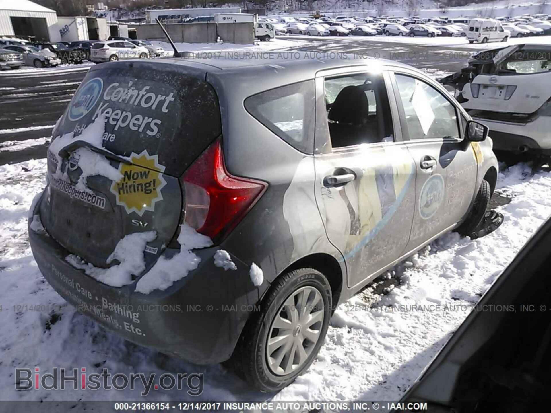 2016 Nissan Versa note - VIN: 3N1CE2CP2GL360342 - Фото 4