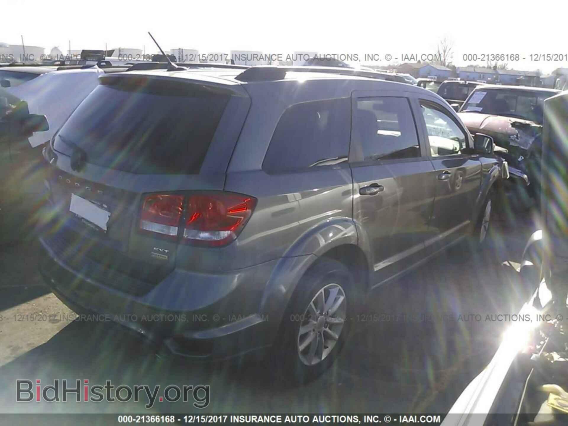 2013 Dodge Journey - VIN: 3C4PDCBG0DT625845 - Photo 4