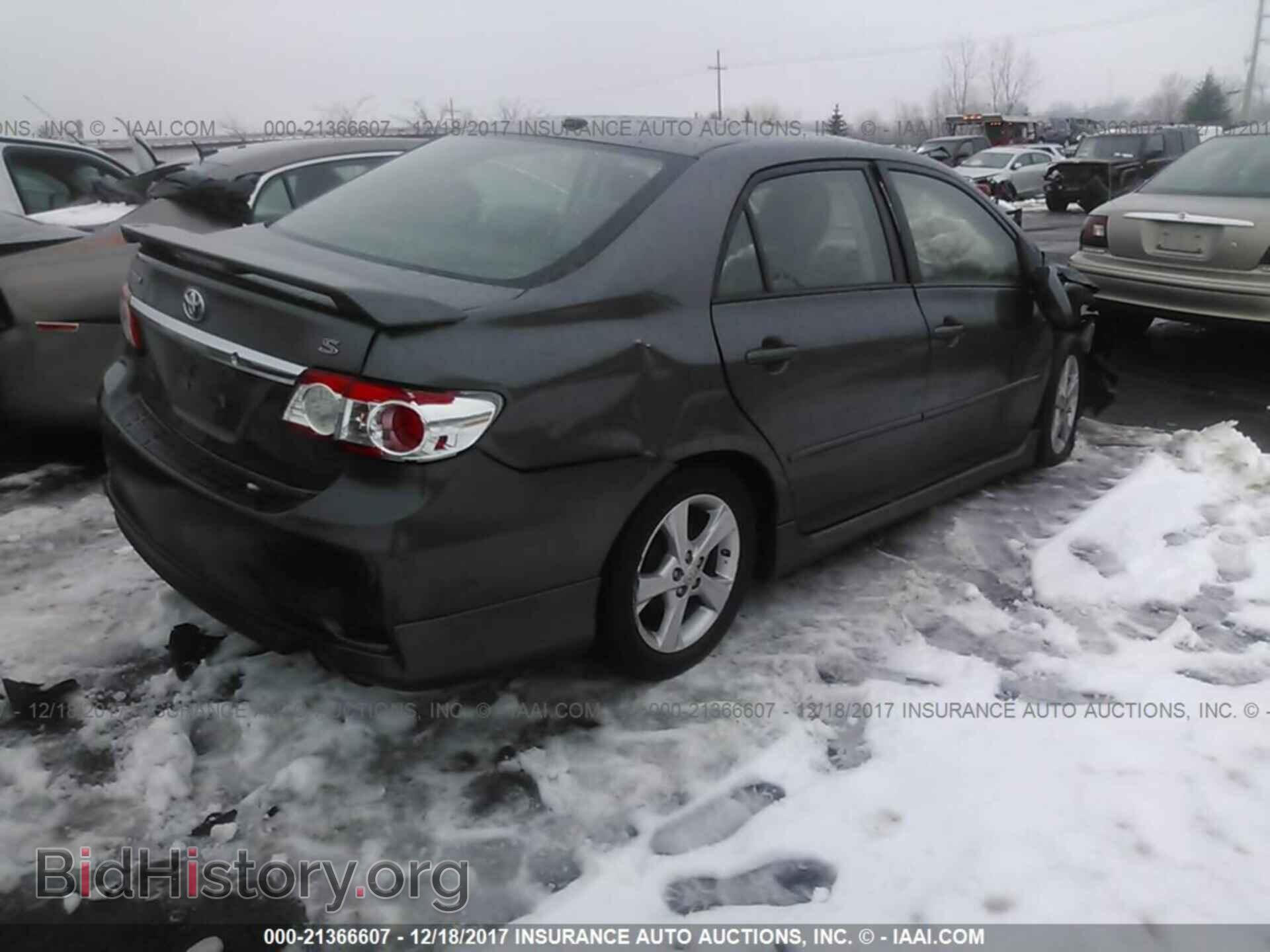 2011 Toyota Corolla - VIN: 2T1BU4EEXBC655963 - Photo 4