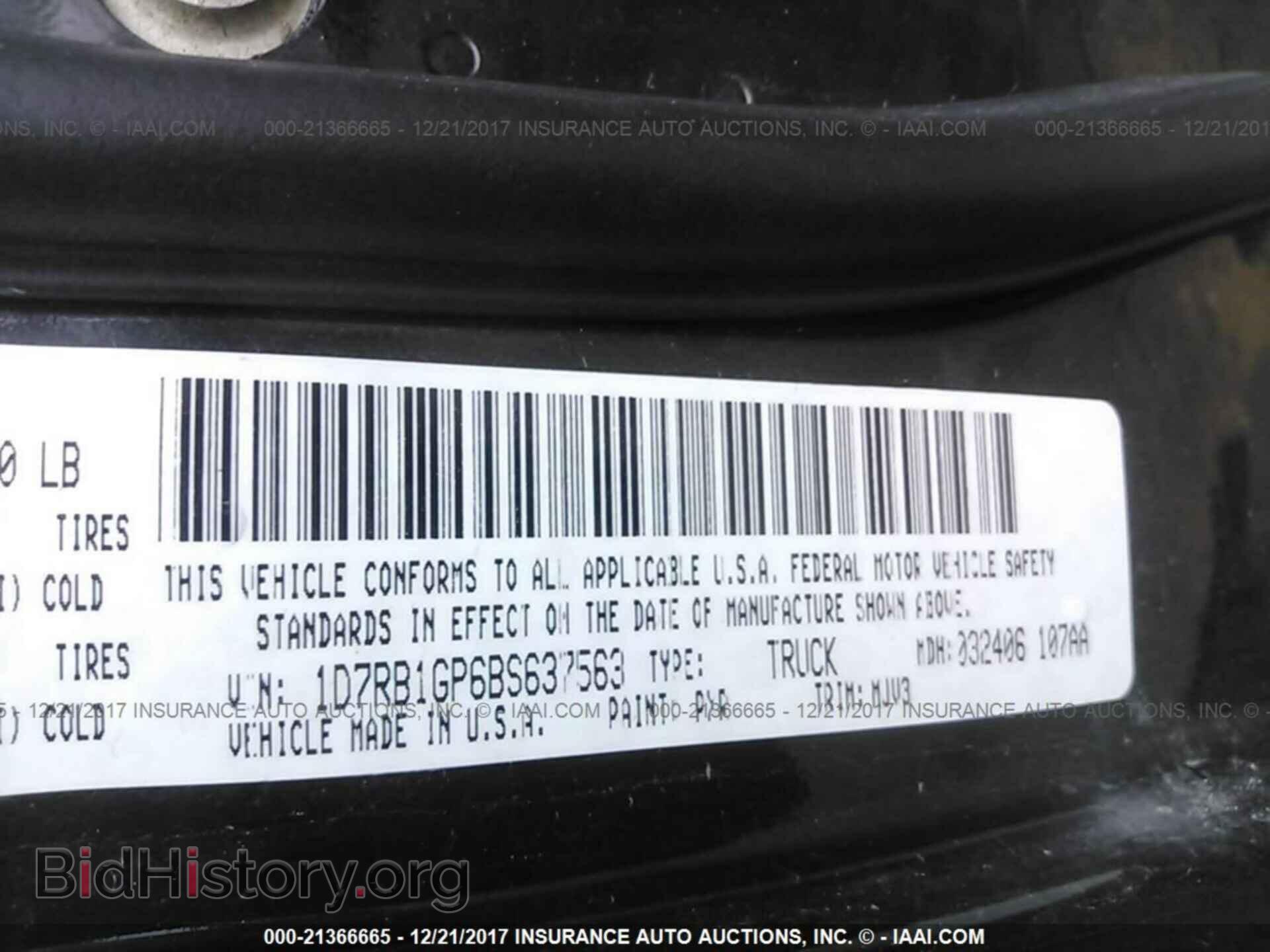 2011 Dodge Ram 1500 - VIN: 1D7RB1GP6BS637563 - Photo 9