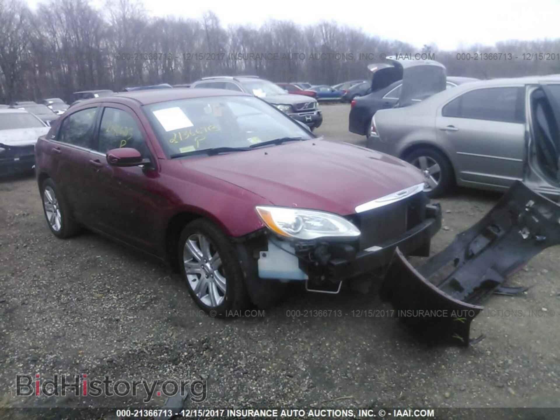 Photo 1C3CCBAB8DN671316 - Chrysler 200 2013