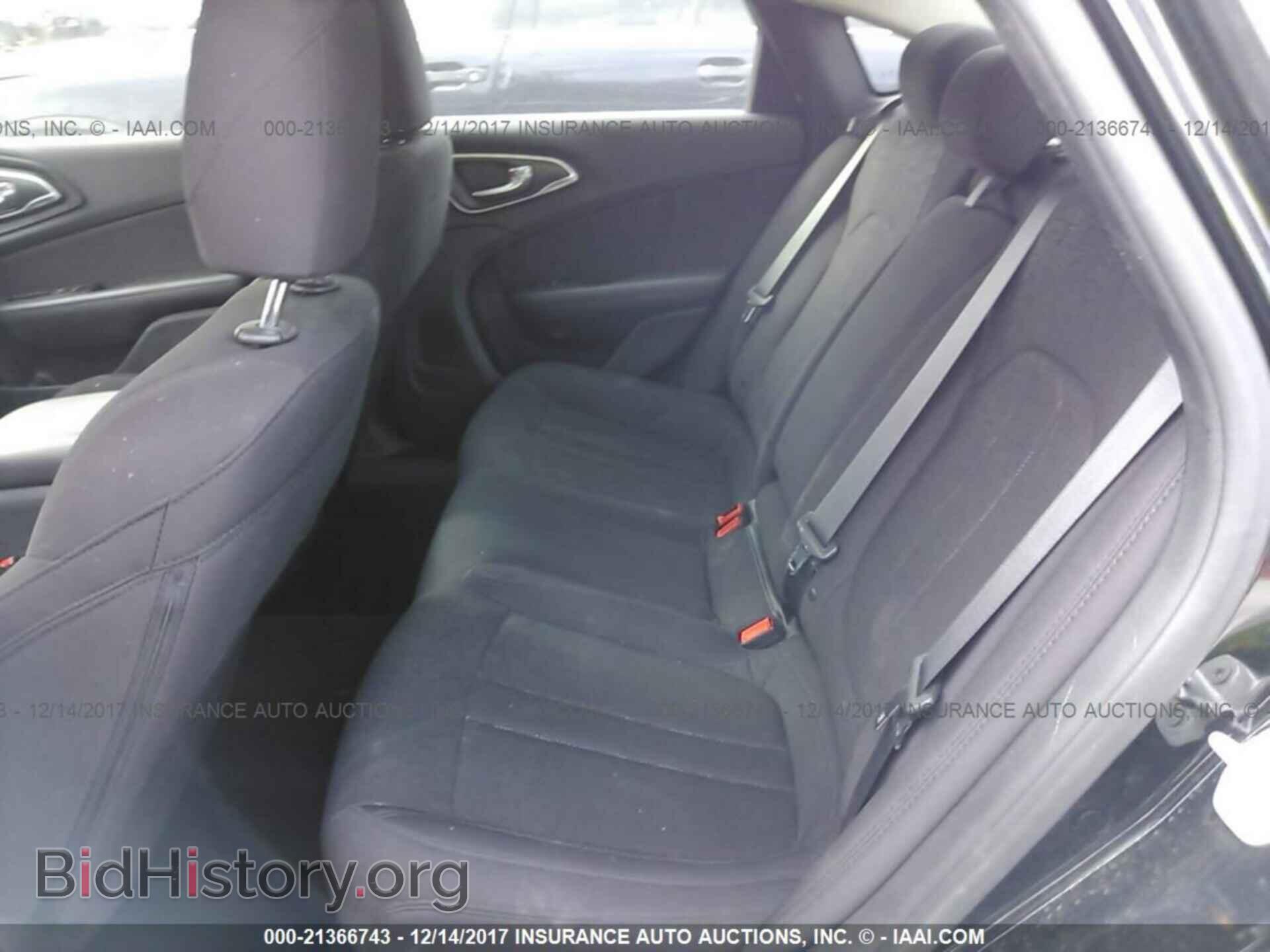 2015 Chrysler 200 - VIN: 1C3CCCAB7FN655746 - Photo 8