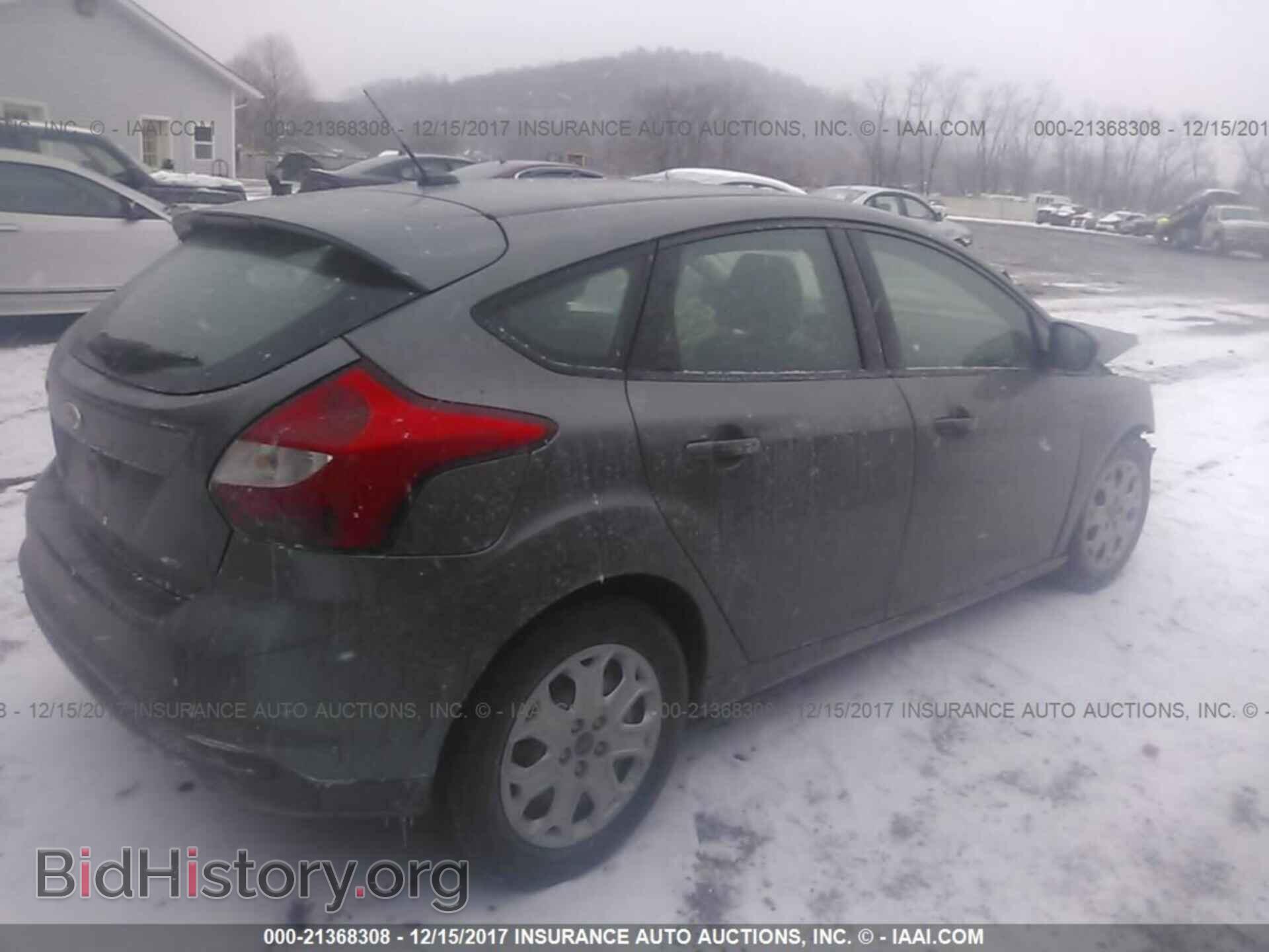 2012 Ford Focus - VIN: 1FAHP3K23CL419242 - Photo 4