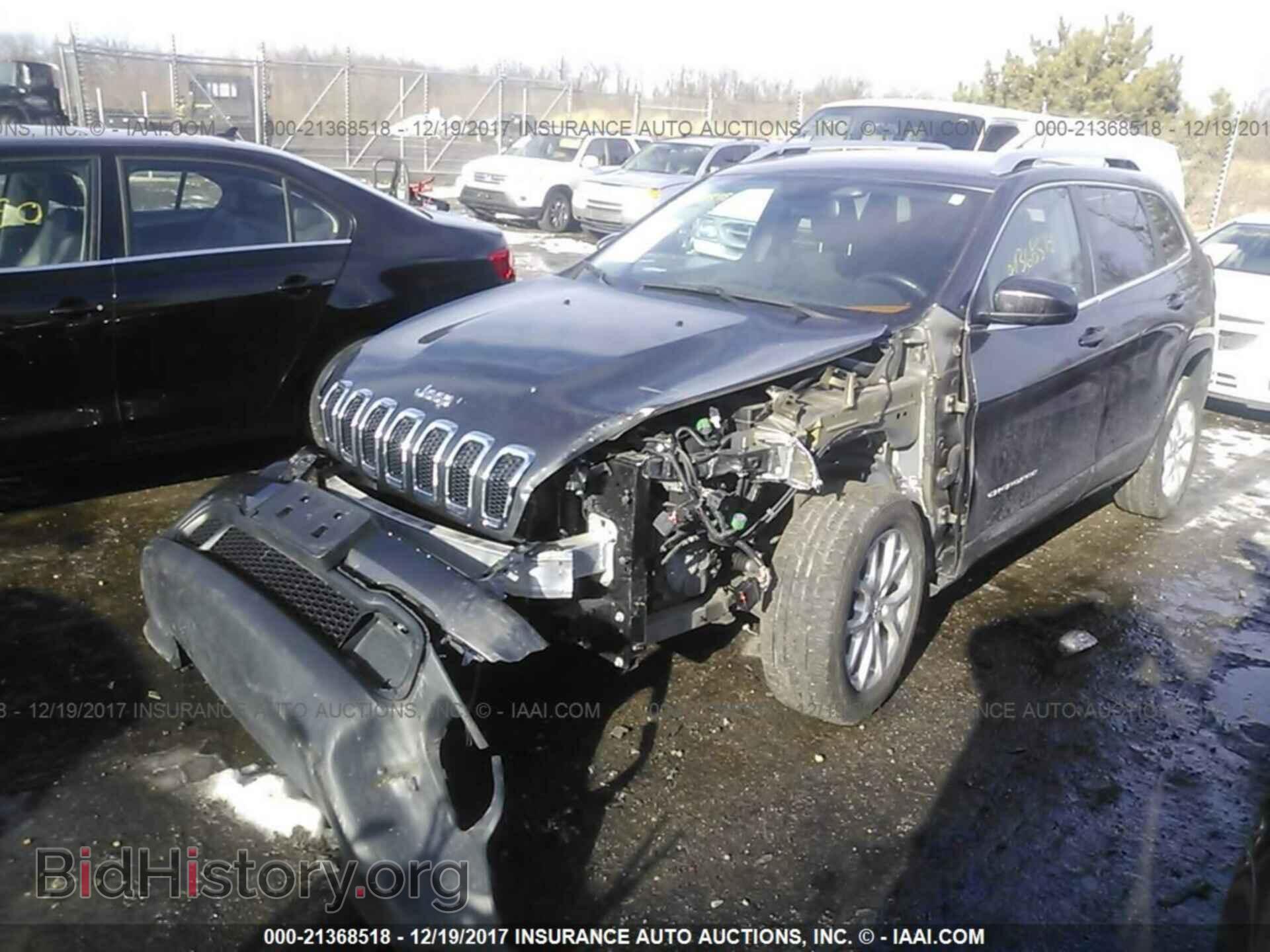 2015 Jeep Cherokee - VIN: 1C4PJLCB1FW671144 - Фото 2