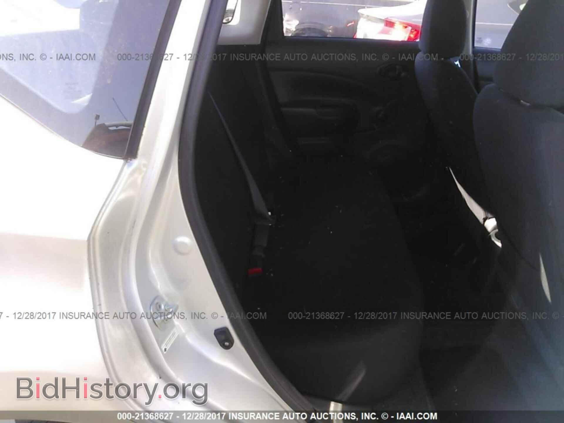 2014 Nissan Versa note - VIN: 3N1CE2CP2EL390924 - Photo 8