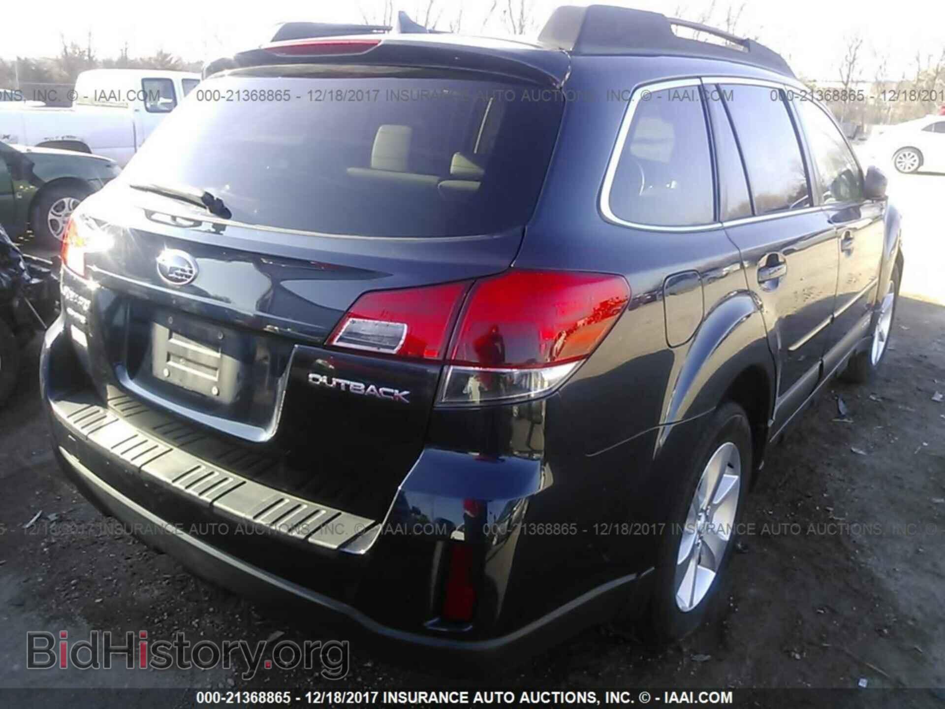 2014 Subaru Outback - VIN: 4S4BRCLC0E3278243 - Фото 4