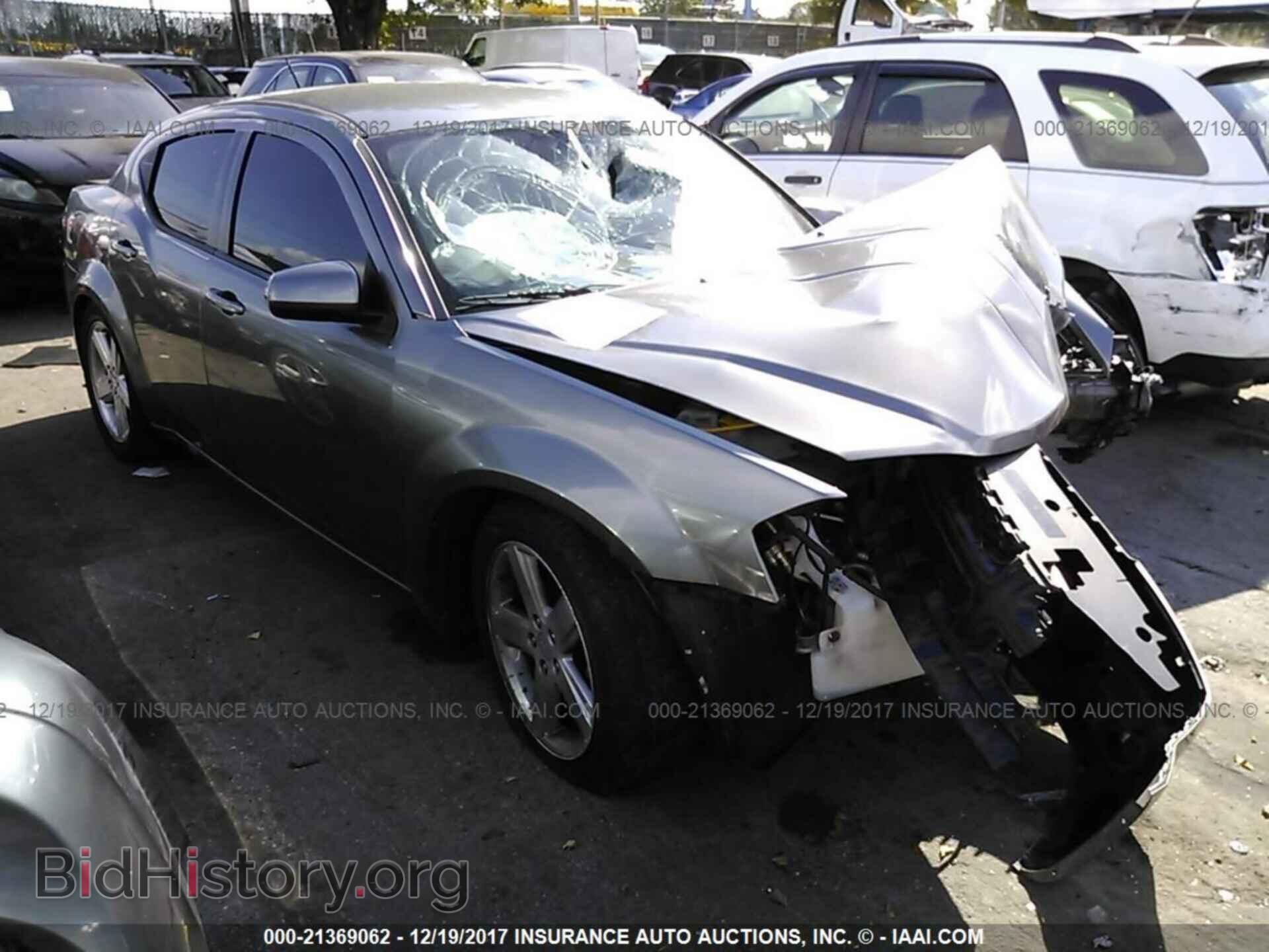 Photo 1B3BD1FB7BN585193 - Dodge Avenger 2011
