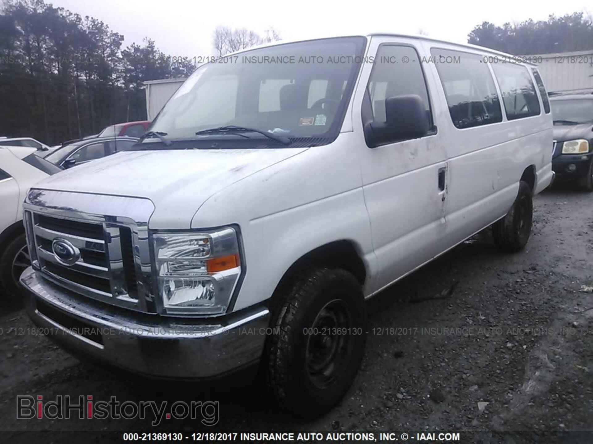 2012 Ford Econoline - VIN: 1FBSS3BL2CDA96405 - Фото 2