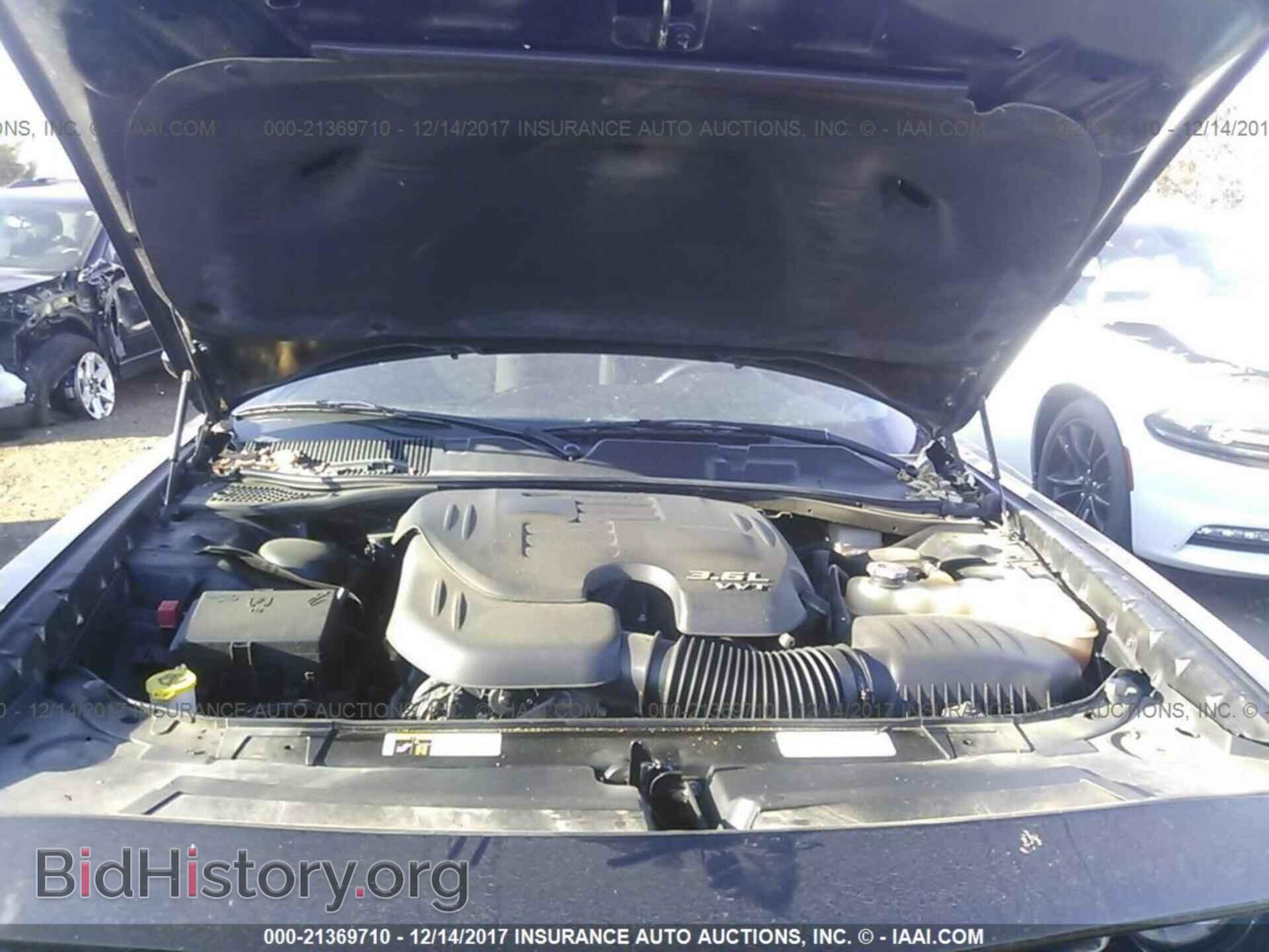 2015 Dodge Challenger - VIN: 2C3CDZAG7FH816391 - Photo 10