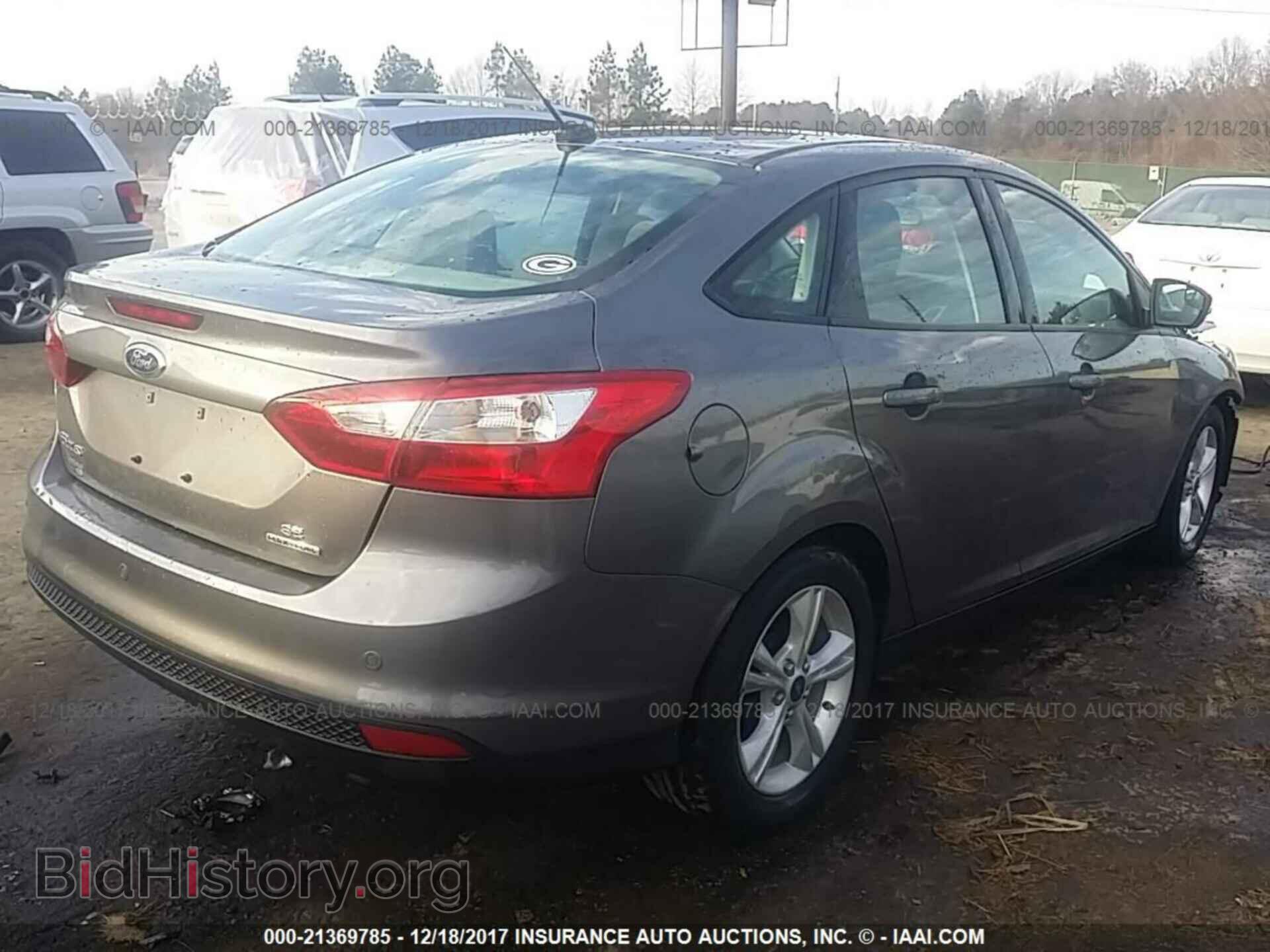 2014 Ford Focus - VIN: 1FADP3F27EL436010 - Photo 4