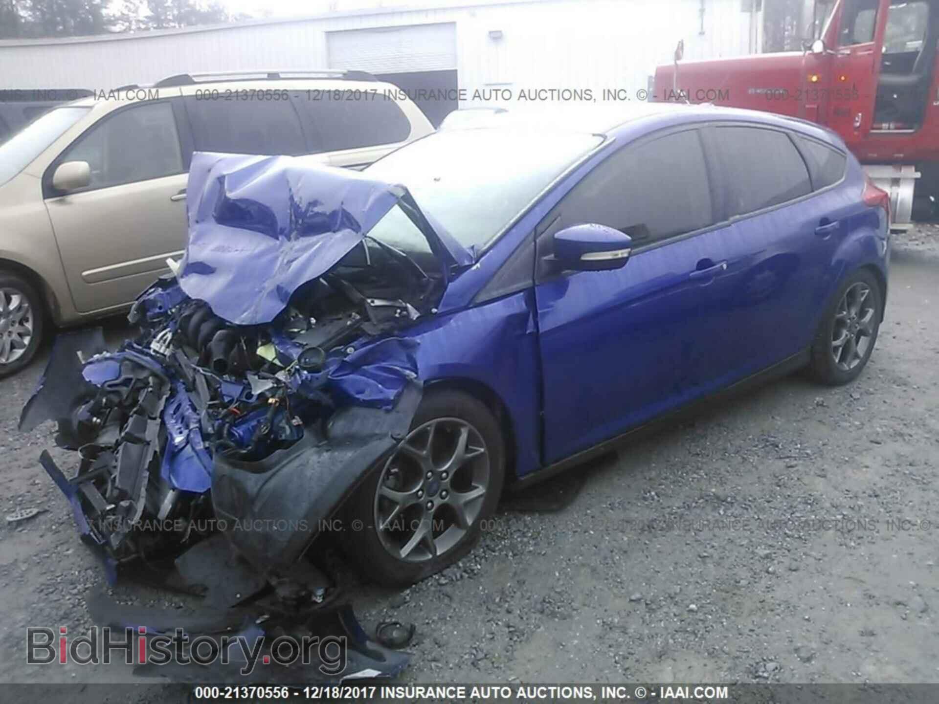 2014 Ford Focus - VIN: 1FADP3K29EL278811 - Photo 2