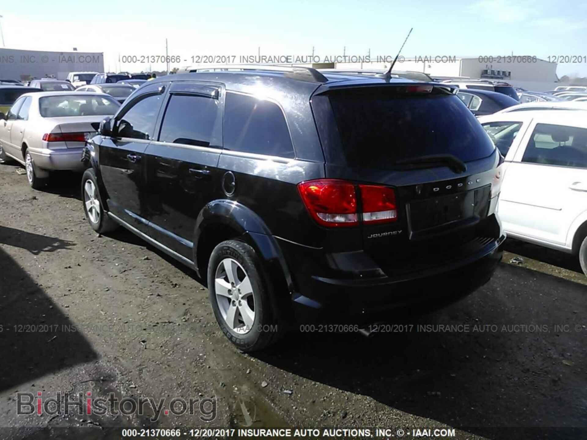 2011 Dodge Journey - VIN: 3D4PG1FG6BT515453 - Photo 3