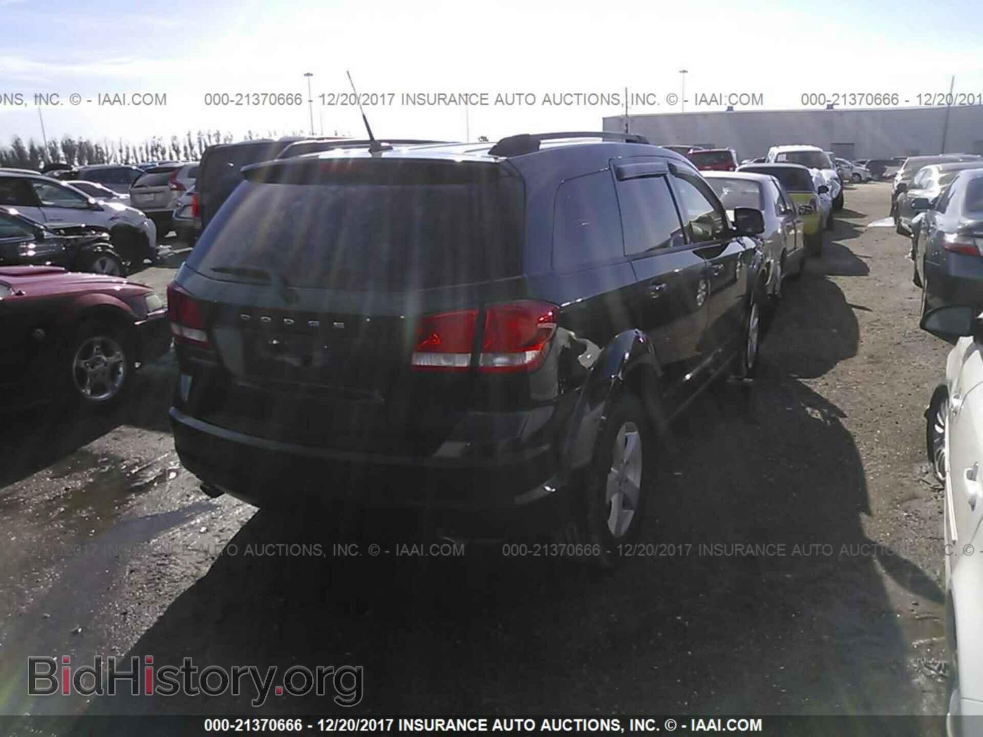 2011 Dodge Journey - VIN: 3D4PG1FG6BT515453 - Photo 4