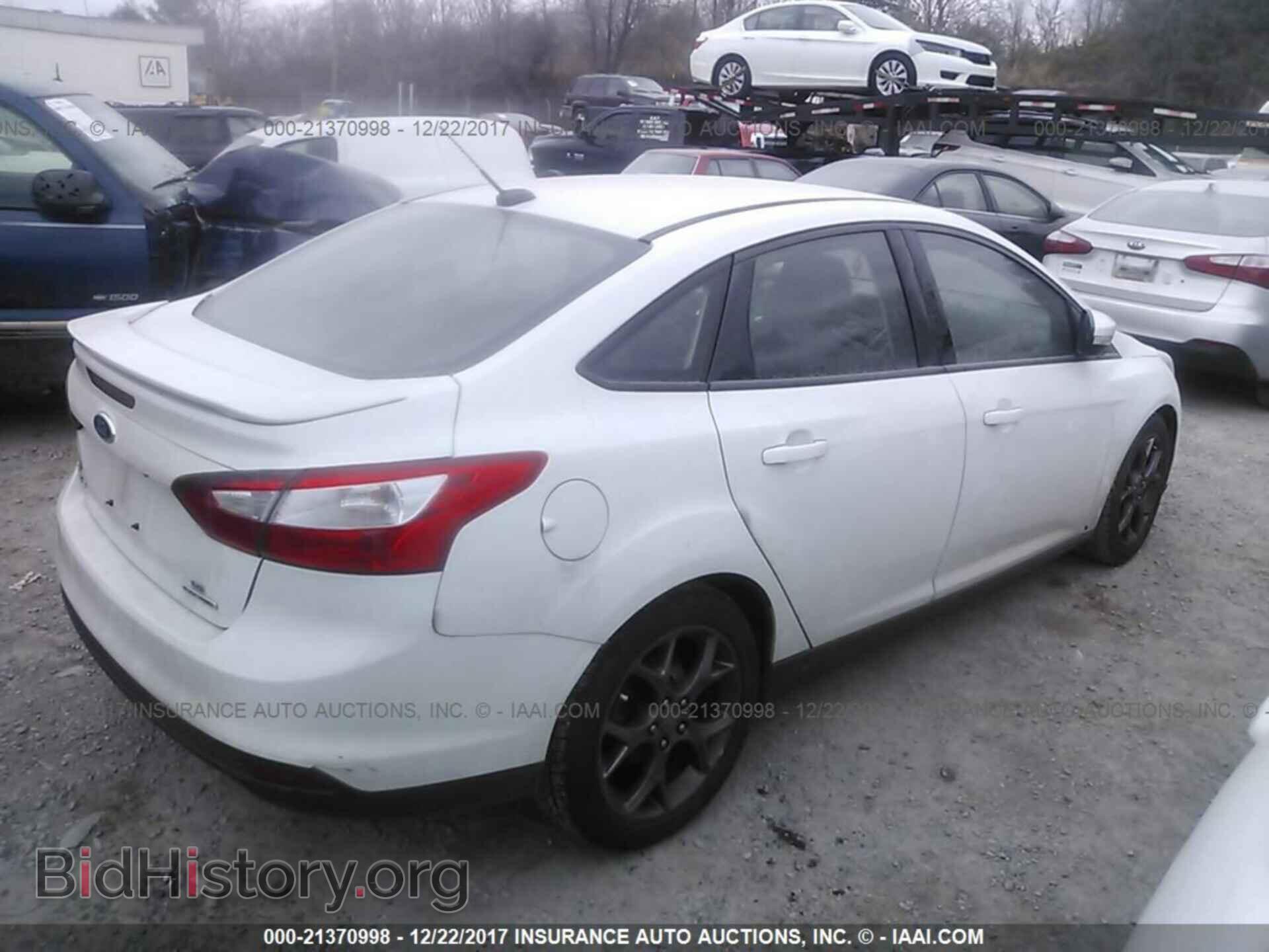 2013 Ford Focus - VIN: 1FADP3F27DL271834 - Photo 4