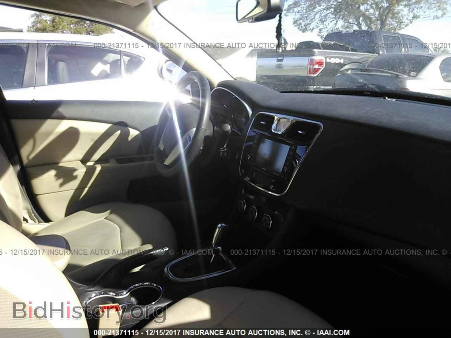 2013 Chrysler 200 - VIN: 1C3CCBBB1DN602613 - Photo 5